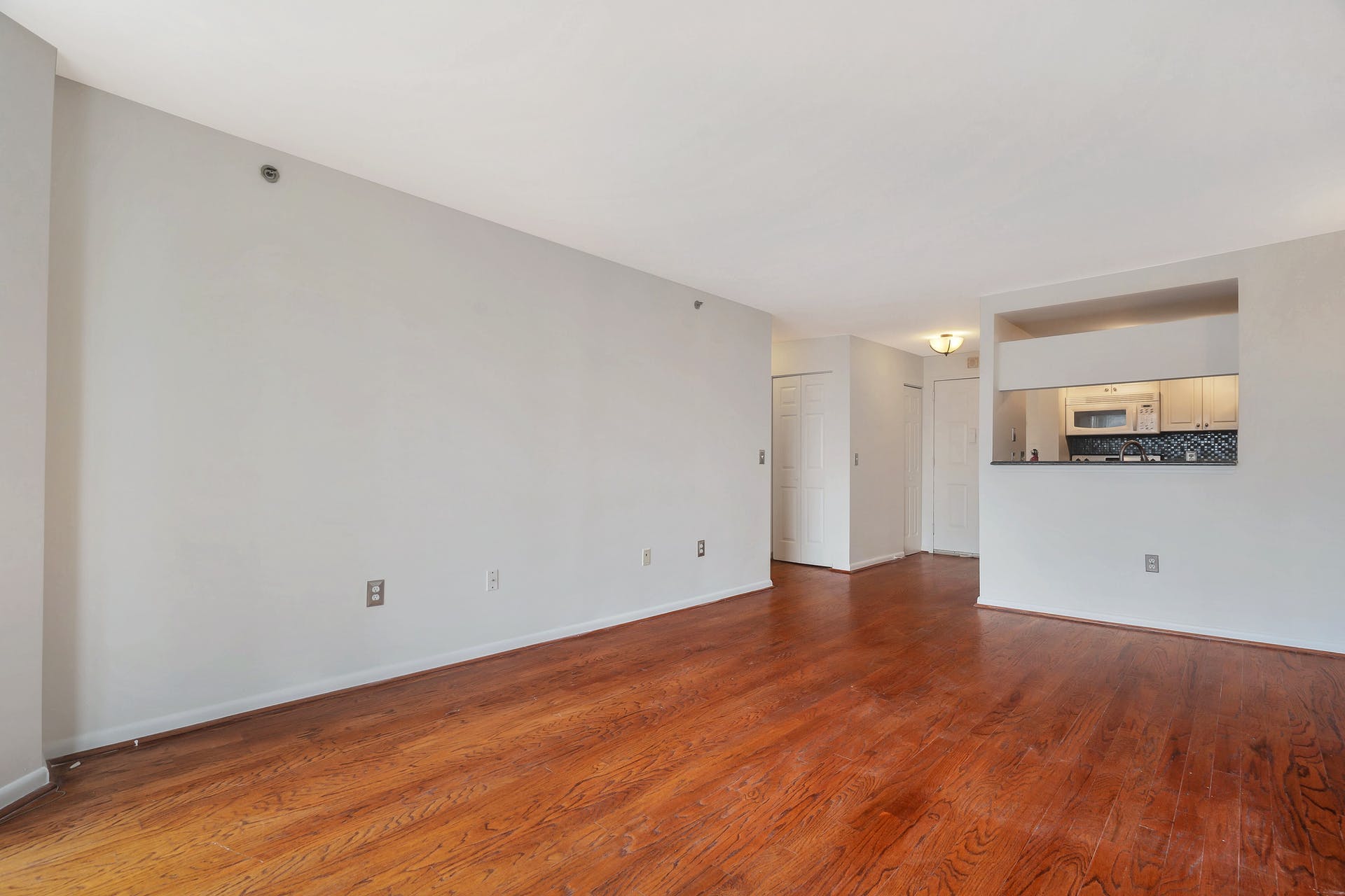 20 2nd Street,  #1010