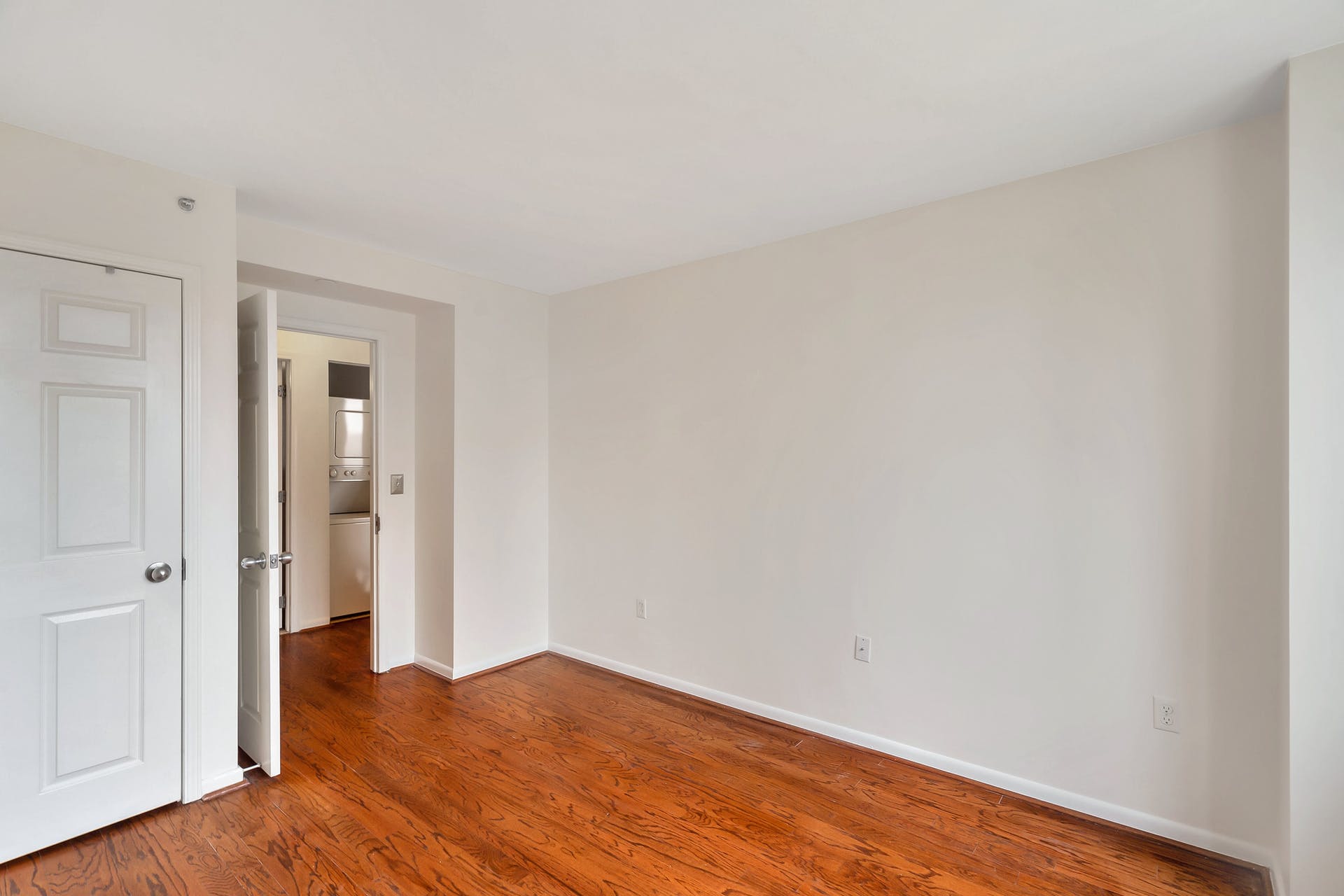 20 2nd Street,  #1010