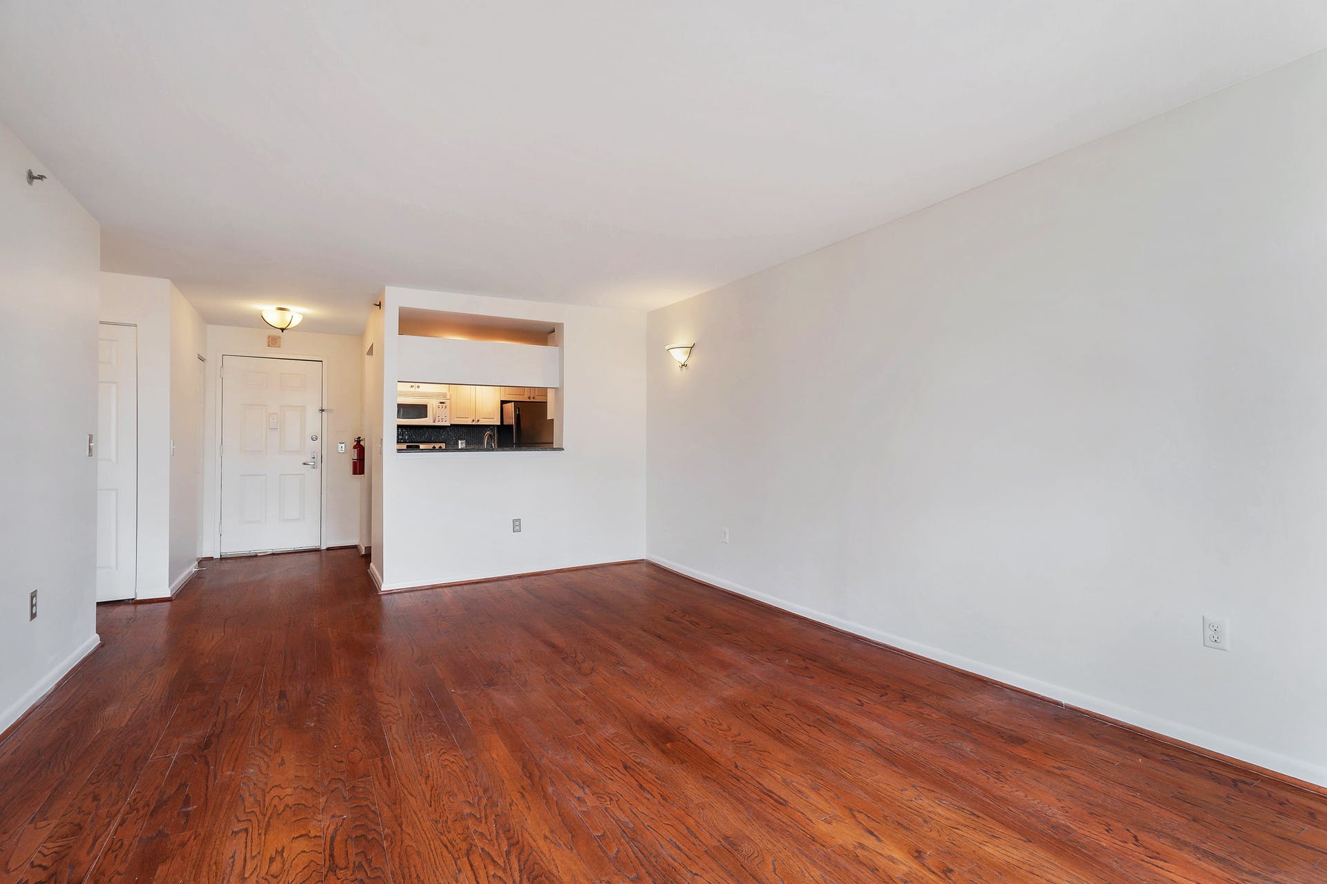 20 2nd Street,  #1010