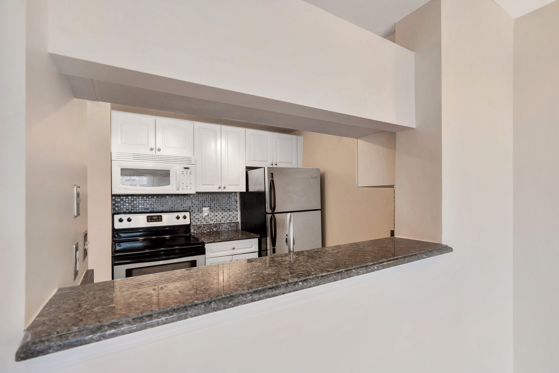 20 2nd Street,  #1010