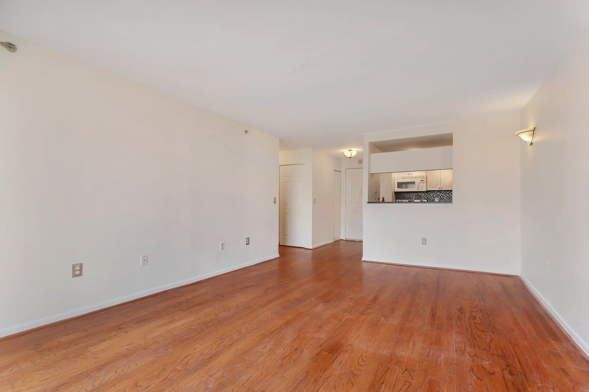 20 2nd Street,  #1010