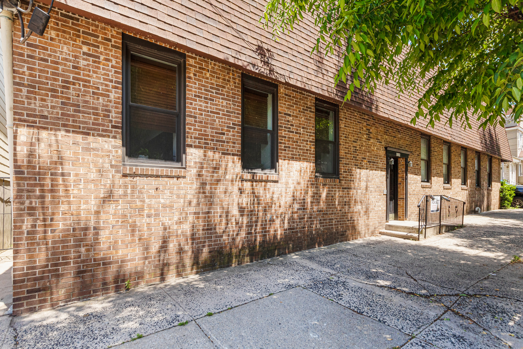118 Leonard Street, #3