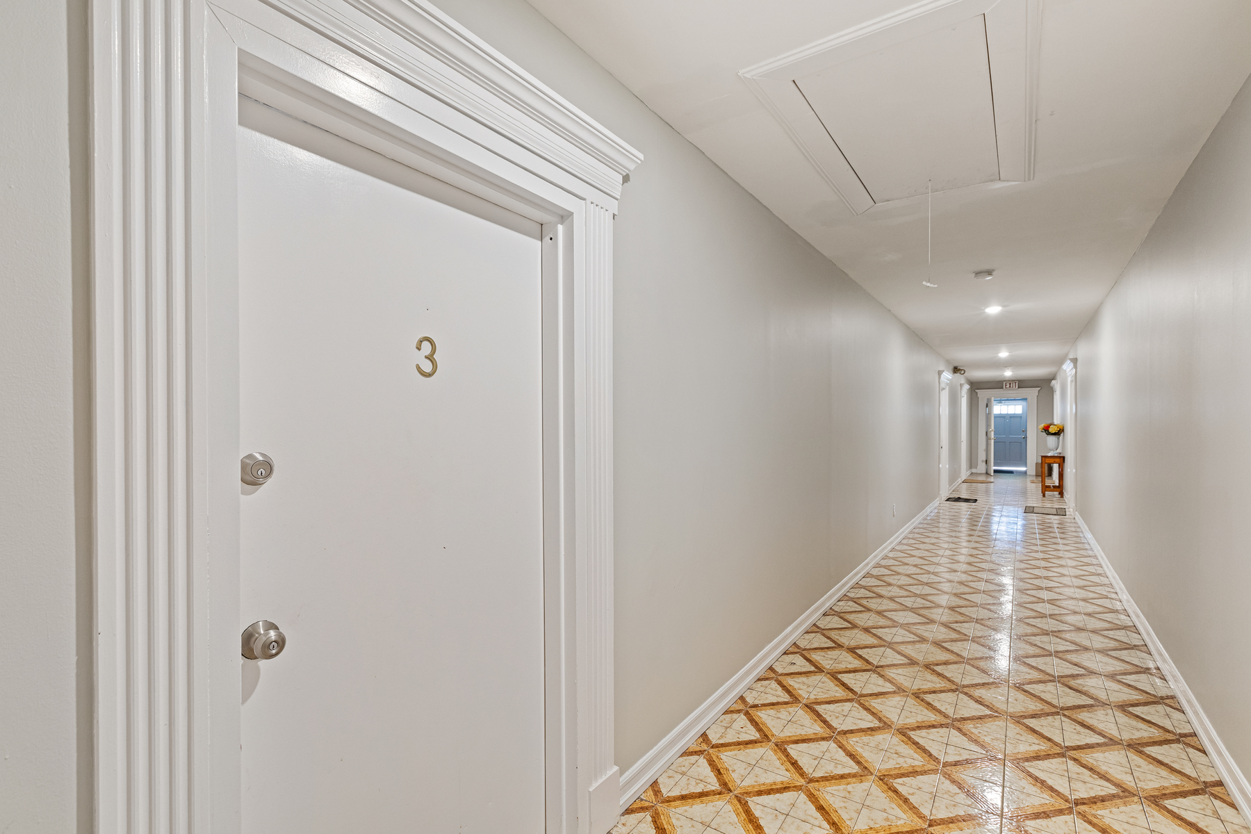 118 Leonard Street, #3