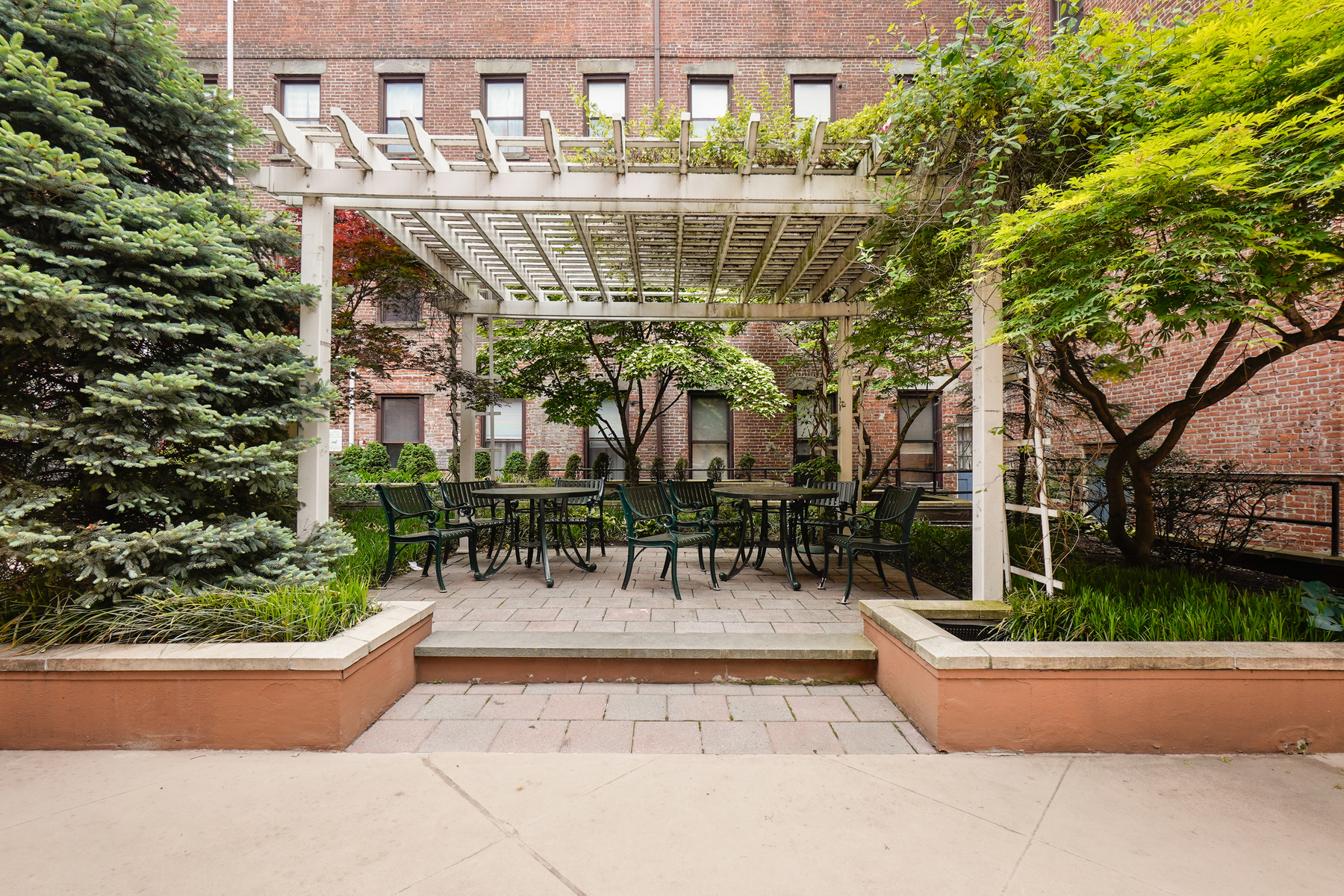 158 Wayne Street, #408