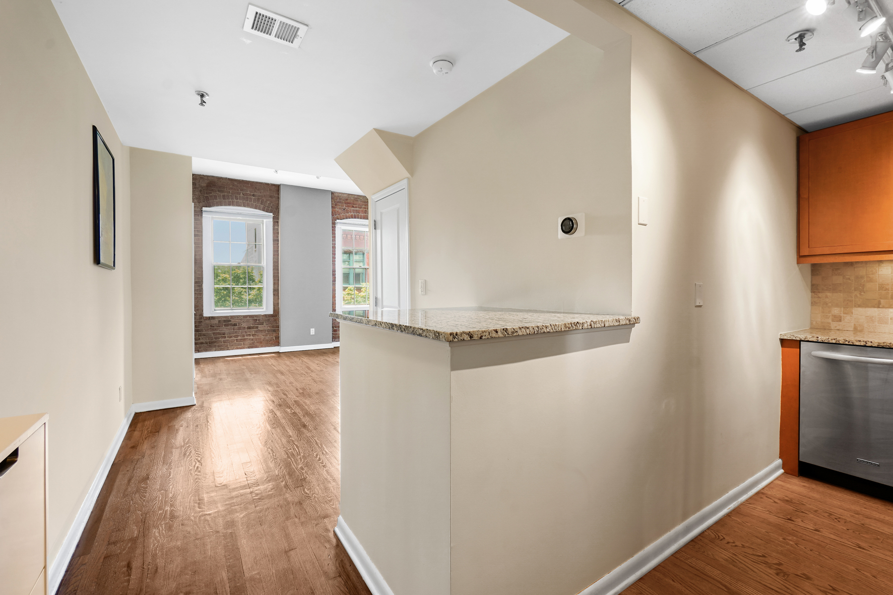 158 Wayne Street, #408