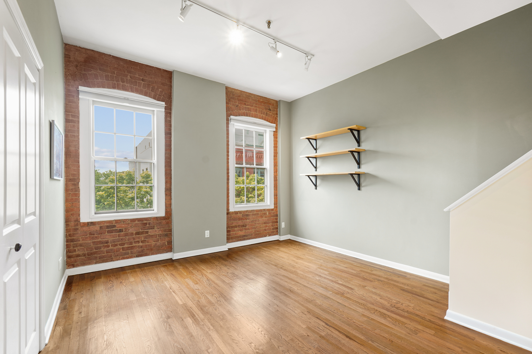 158 Wayne Street, #408
