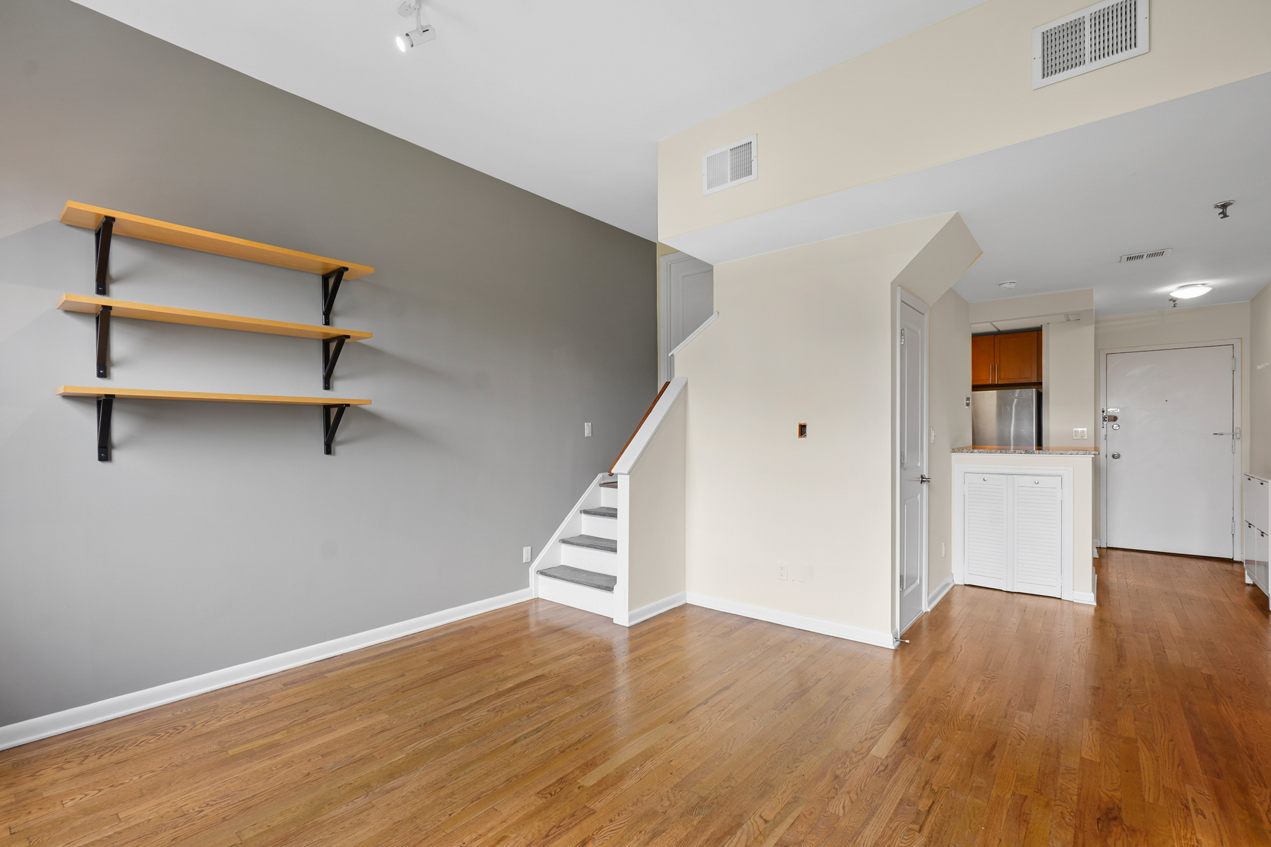 158 Wayne Street, #408