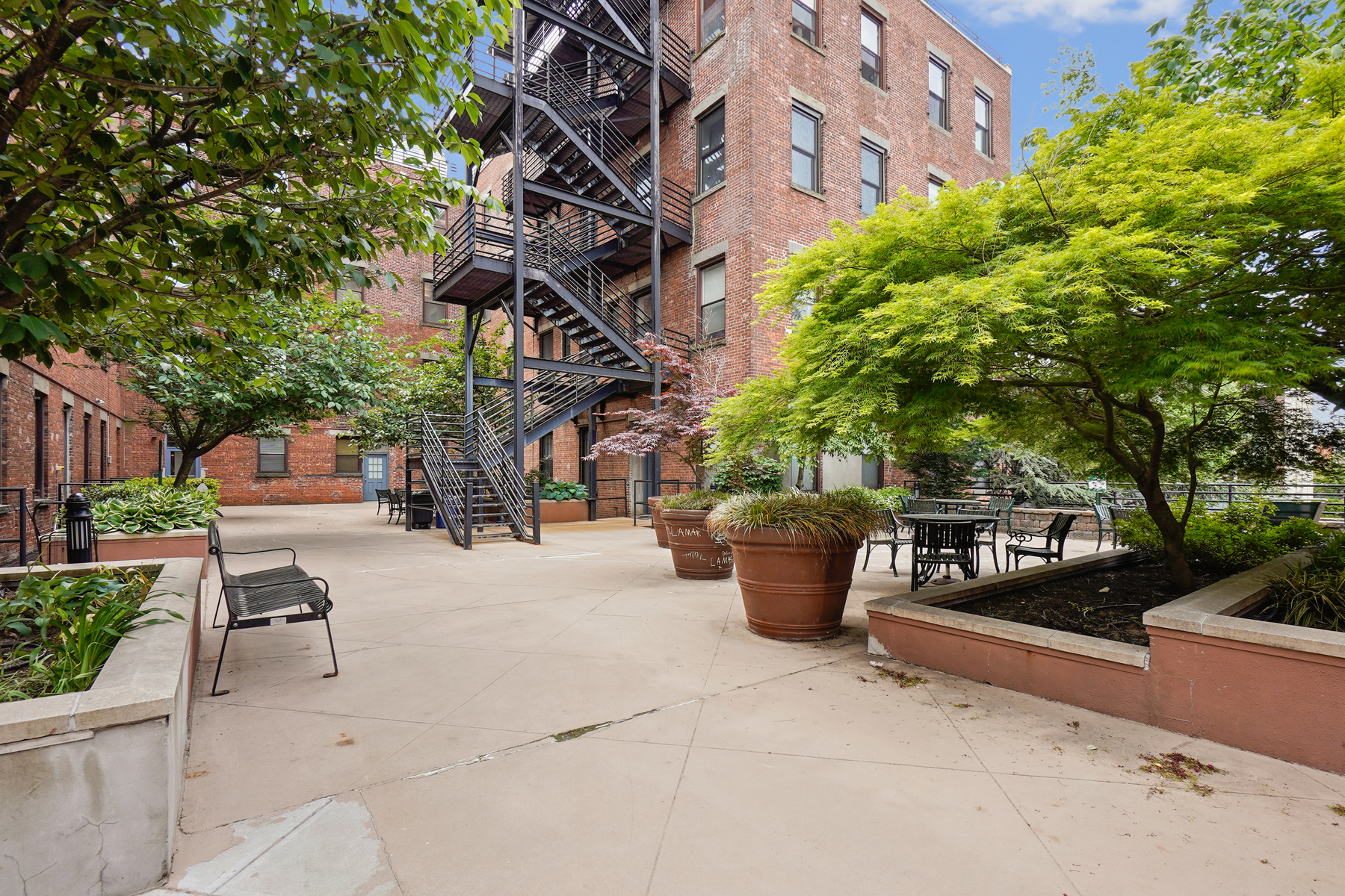 158 Wayne Street, #408