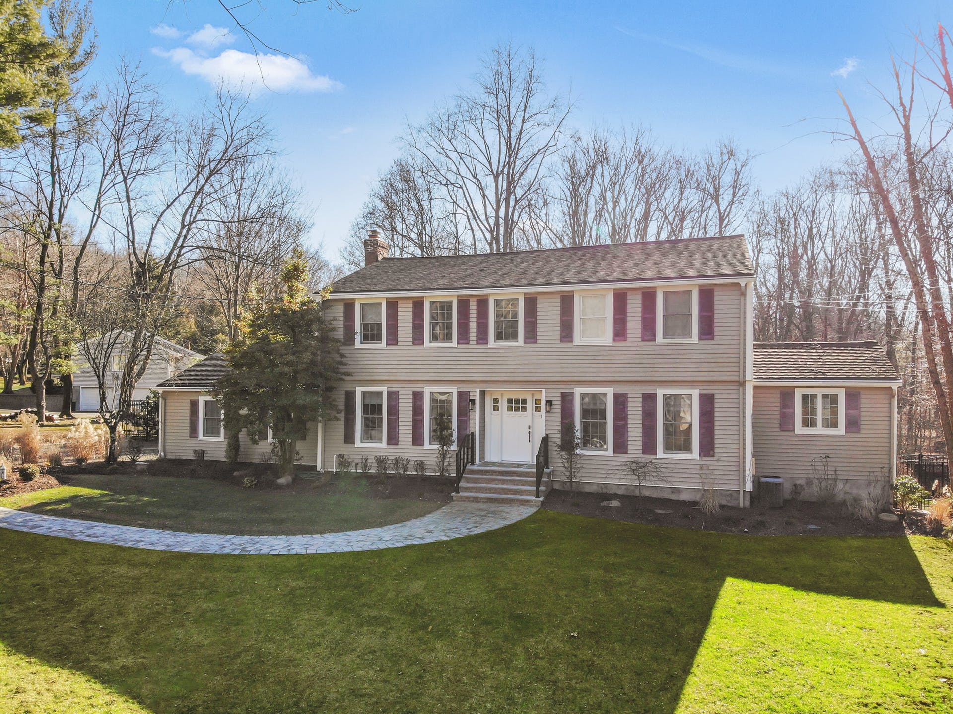 136 Millbrook Cir