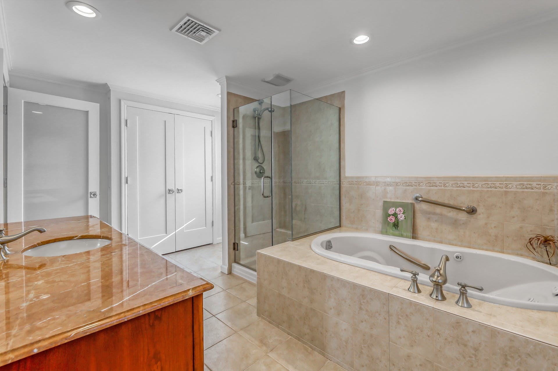 136 Millbrook Cir