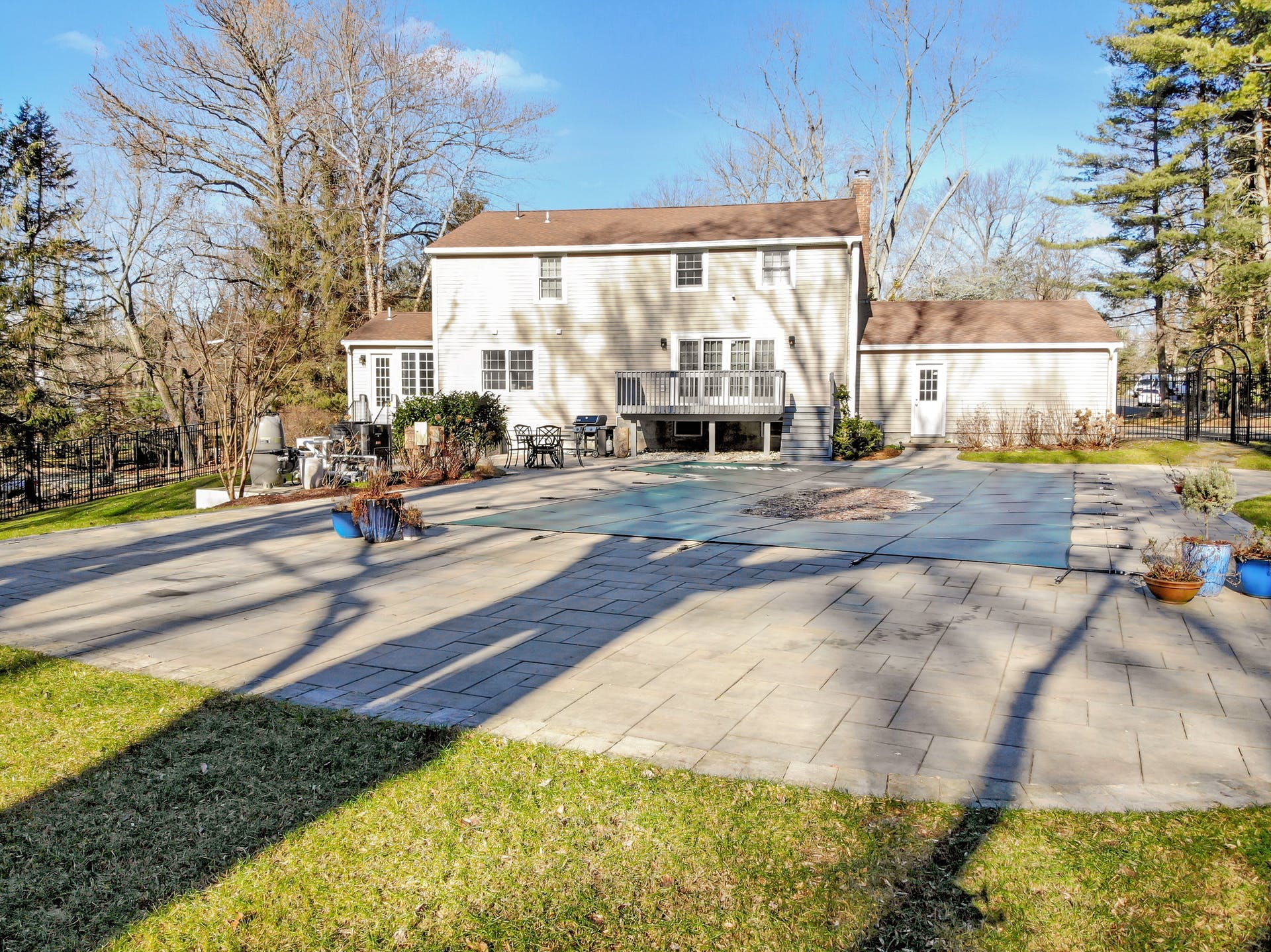 136 Millbrook Cir