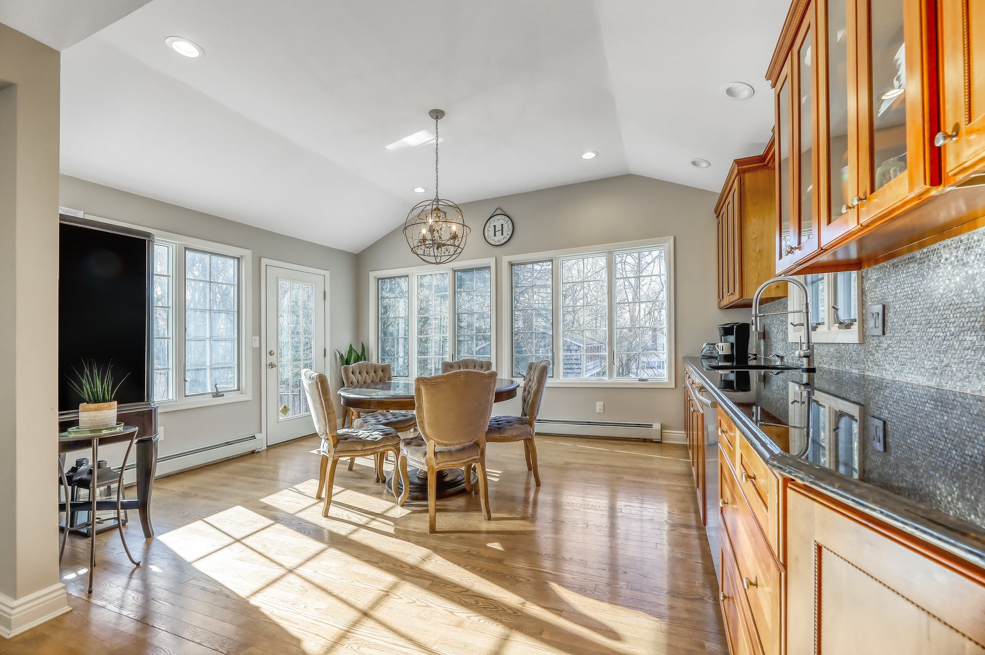 136 Millbrook Cir