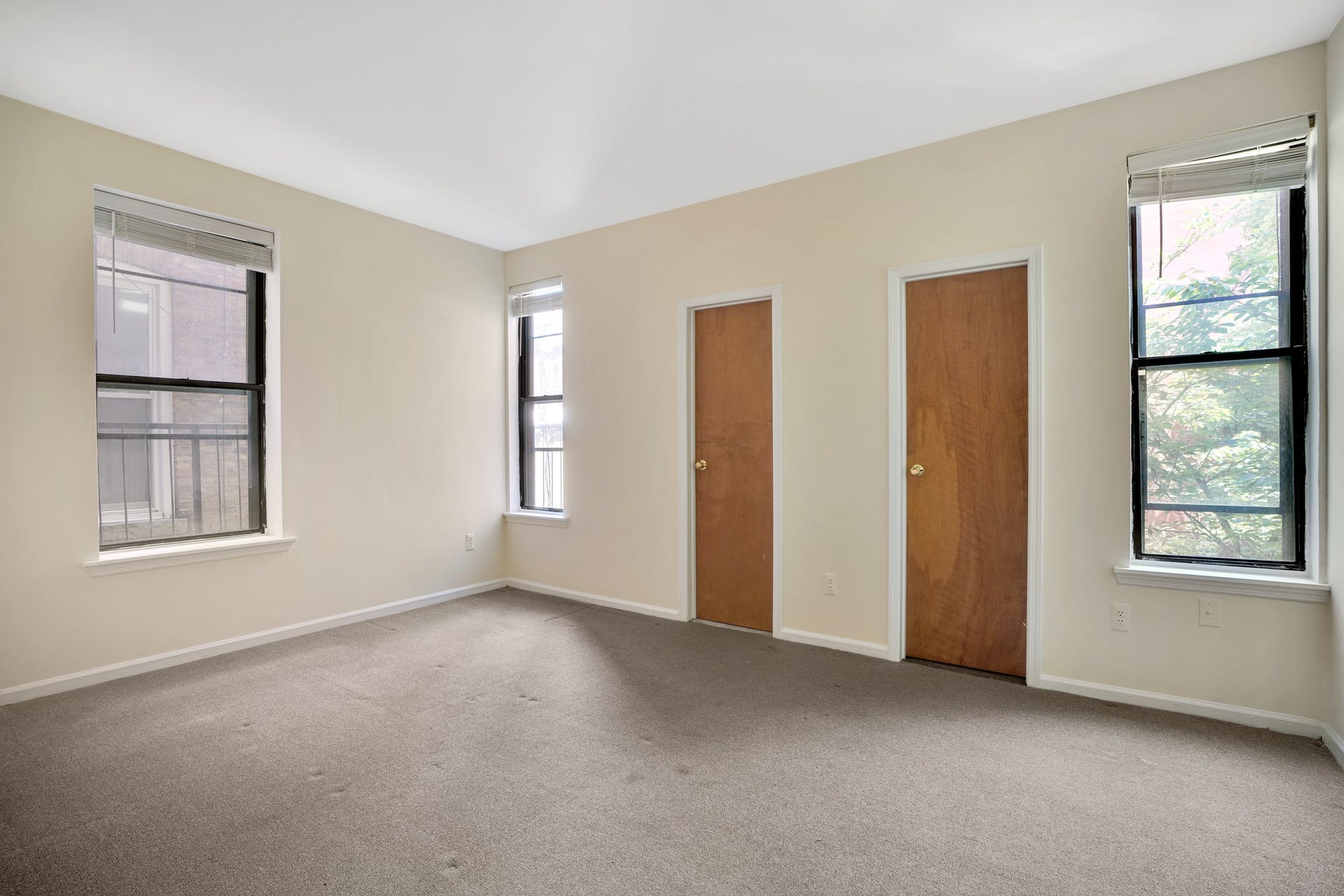 729 Washington Street, #4