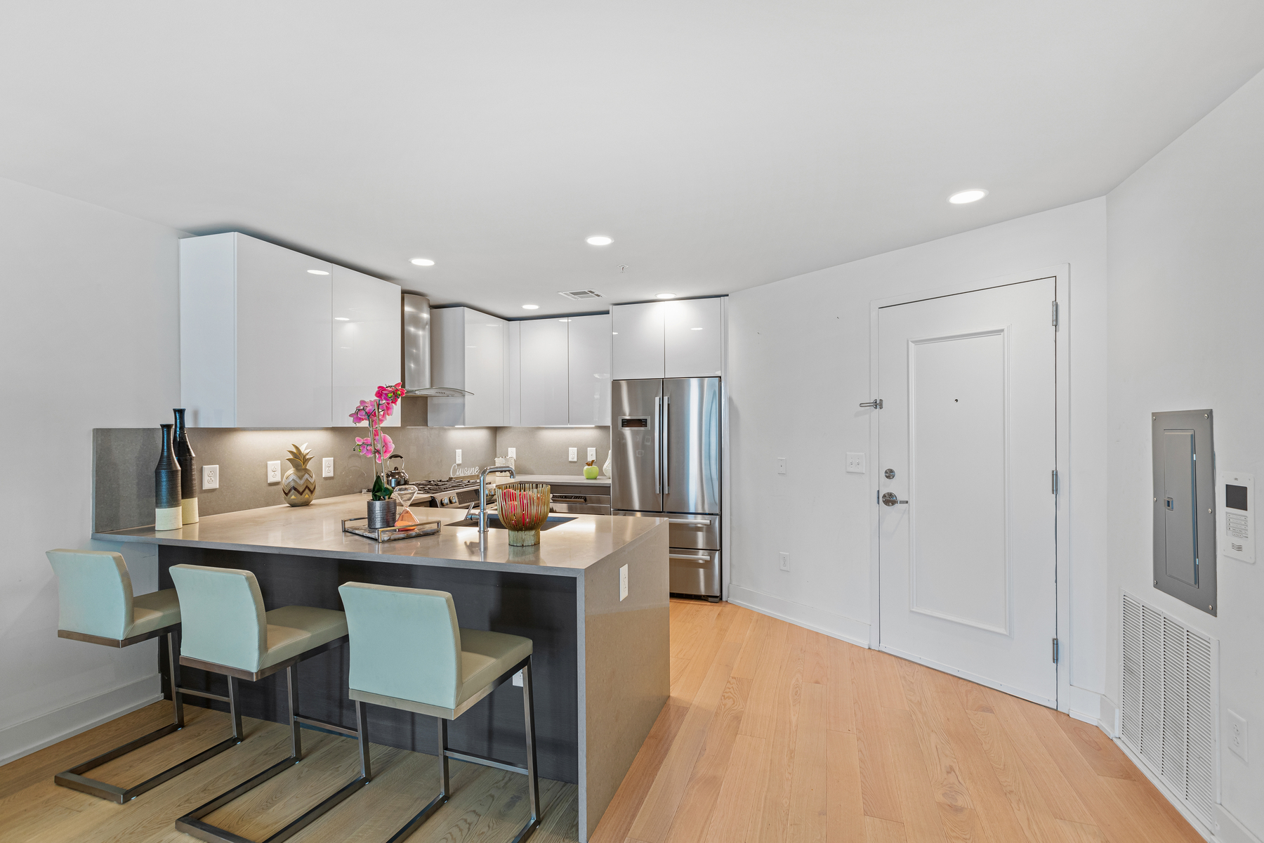 201 Luis Marin Boulevard, #PH8101