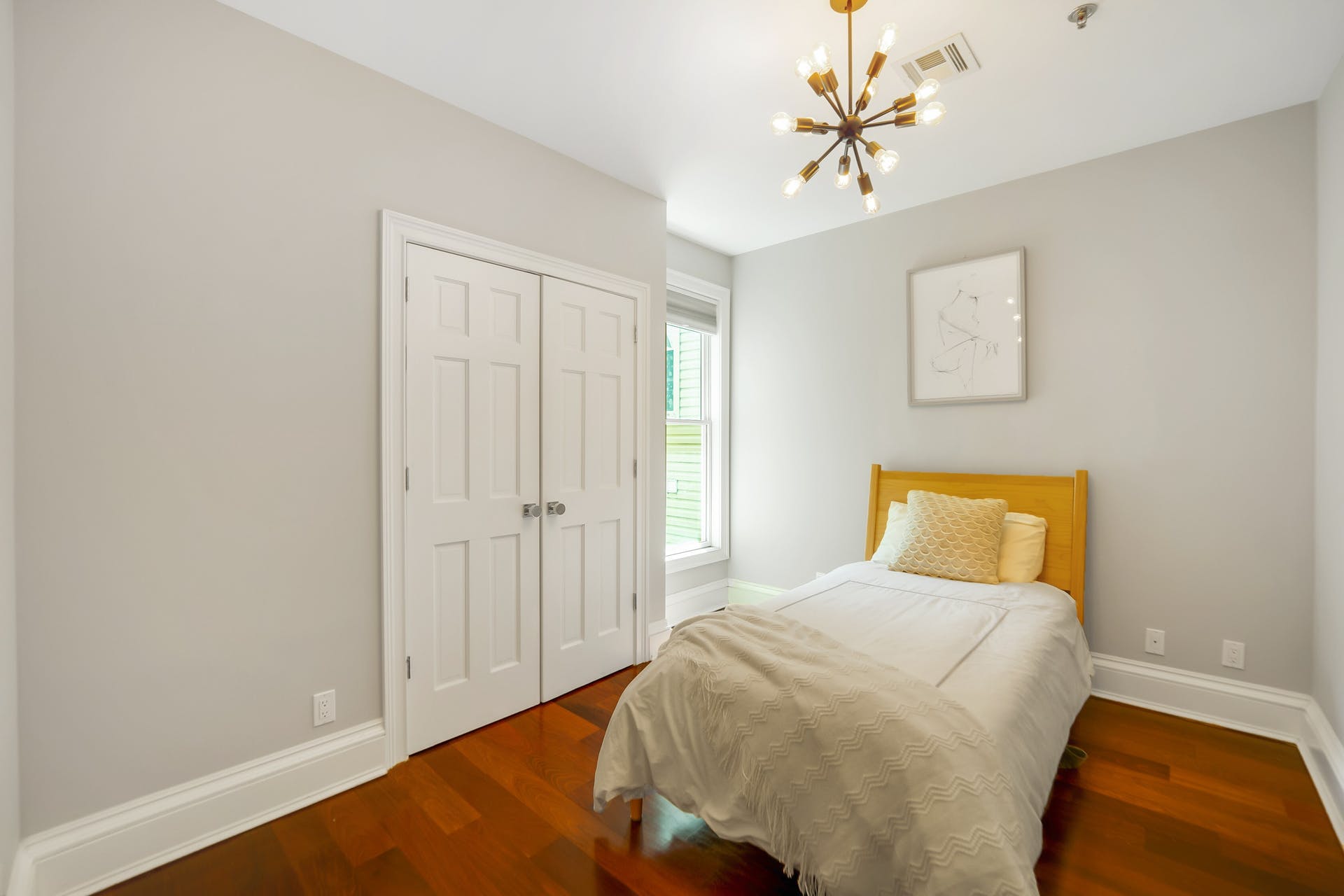 345 4th Street, #3