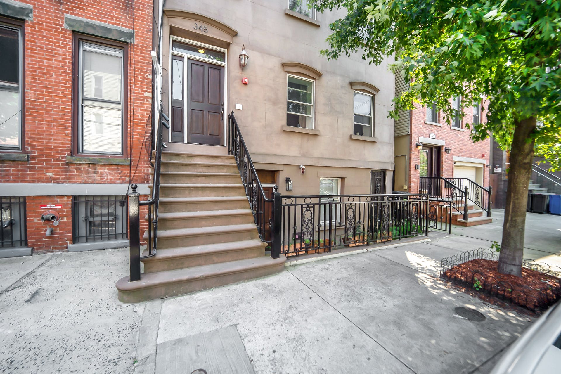 345 4th Street, #3
