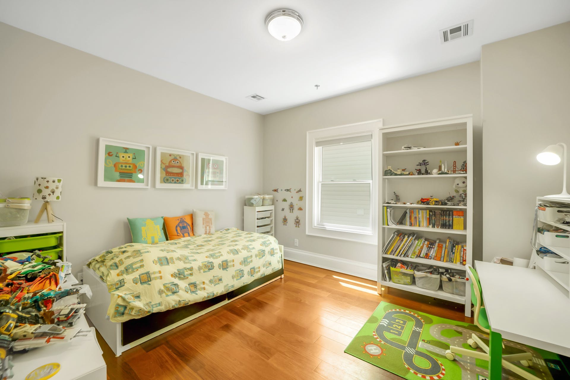 345 4th Street, #3