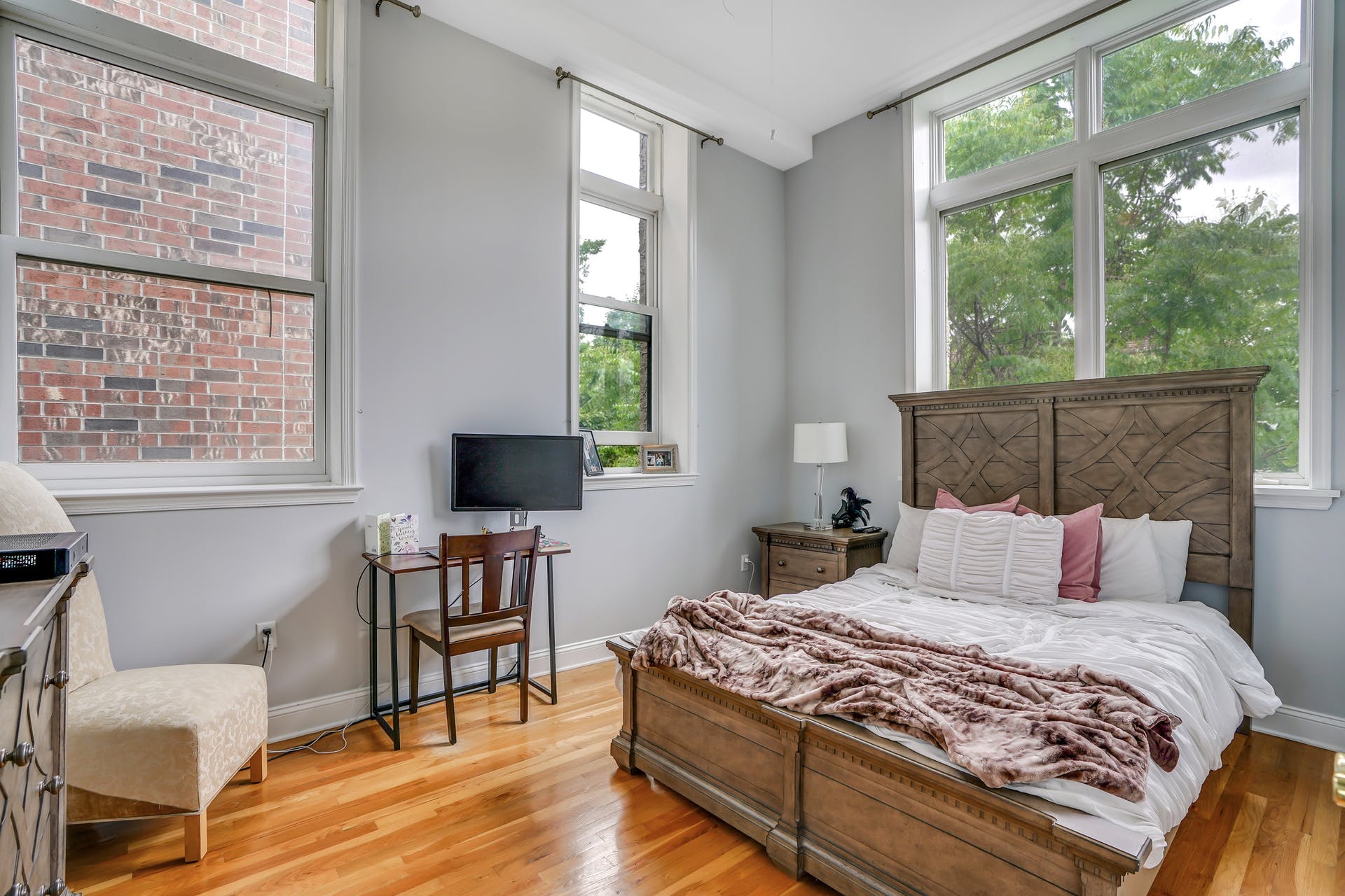 1023 Clinton Street, #4C