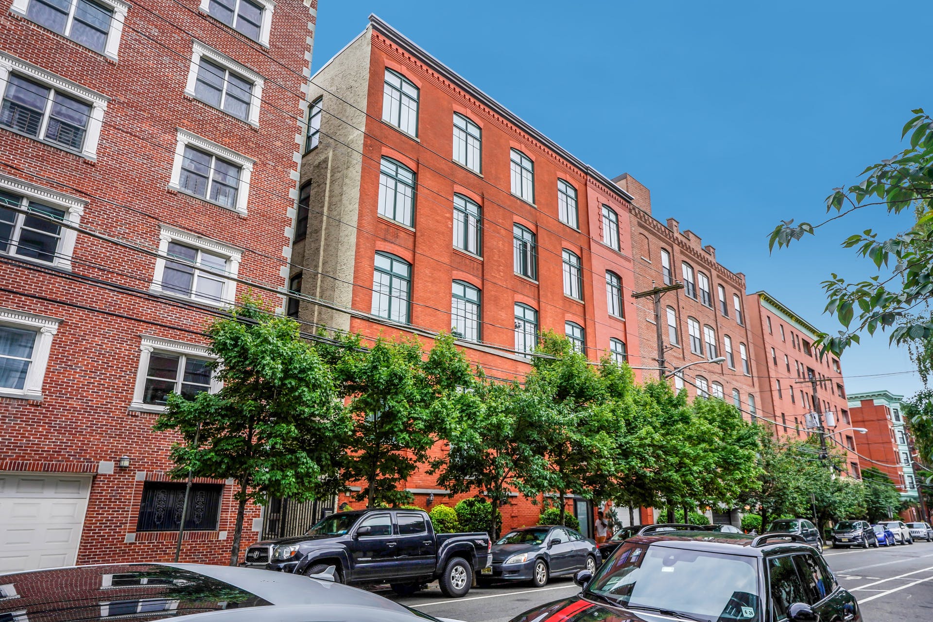1023 Clinton Street, #4C