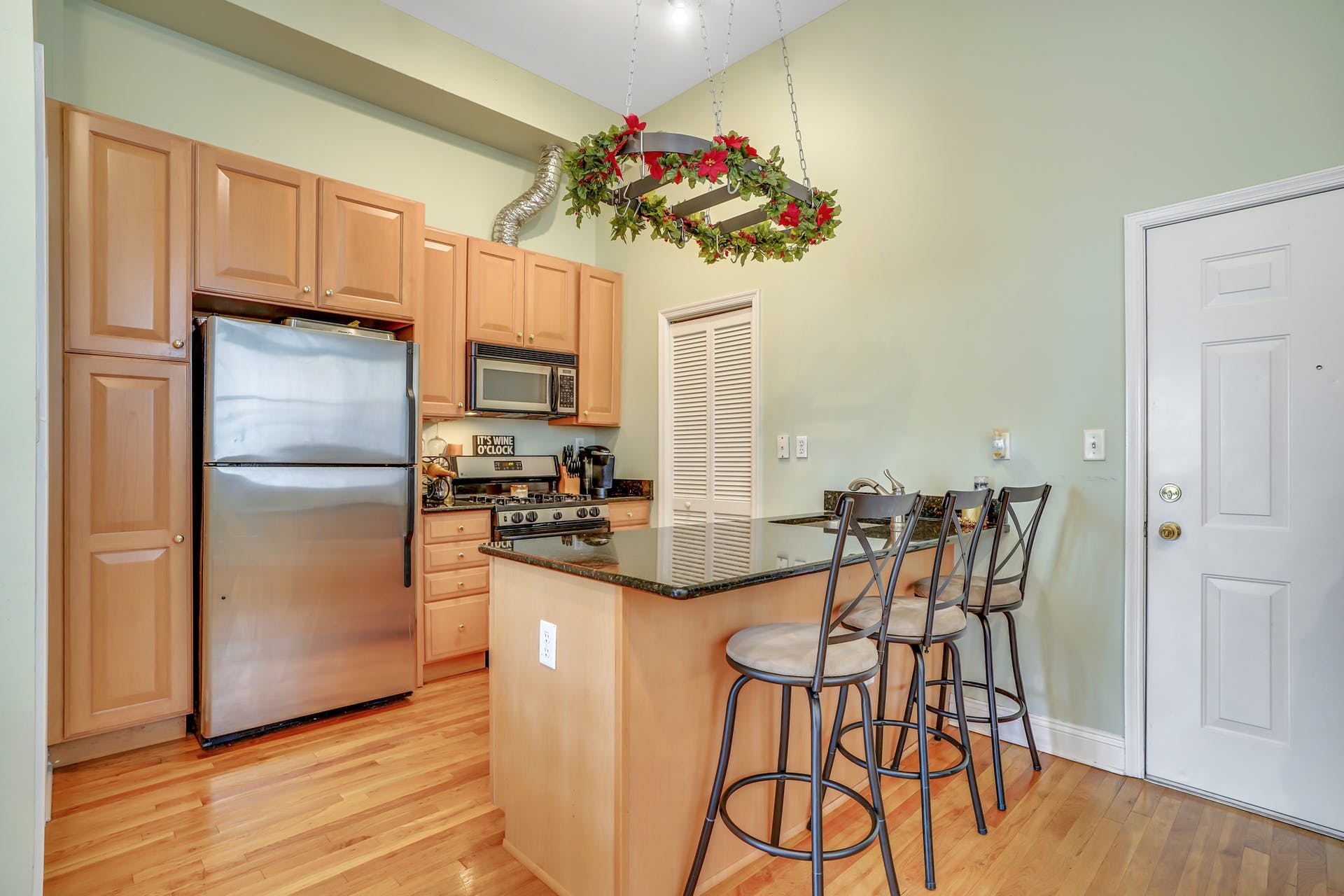 1023 Clinton Street, #4C