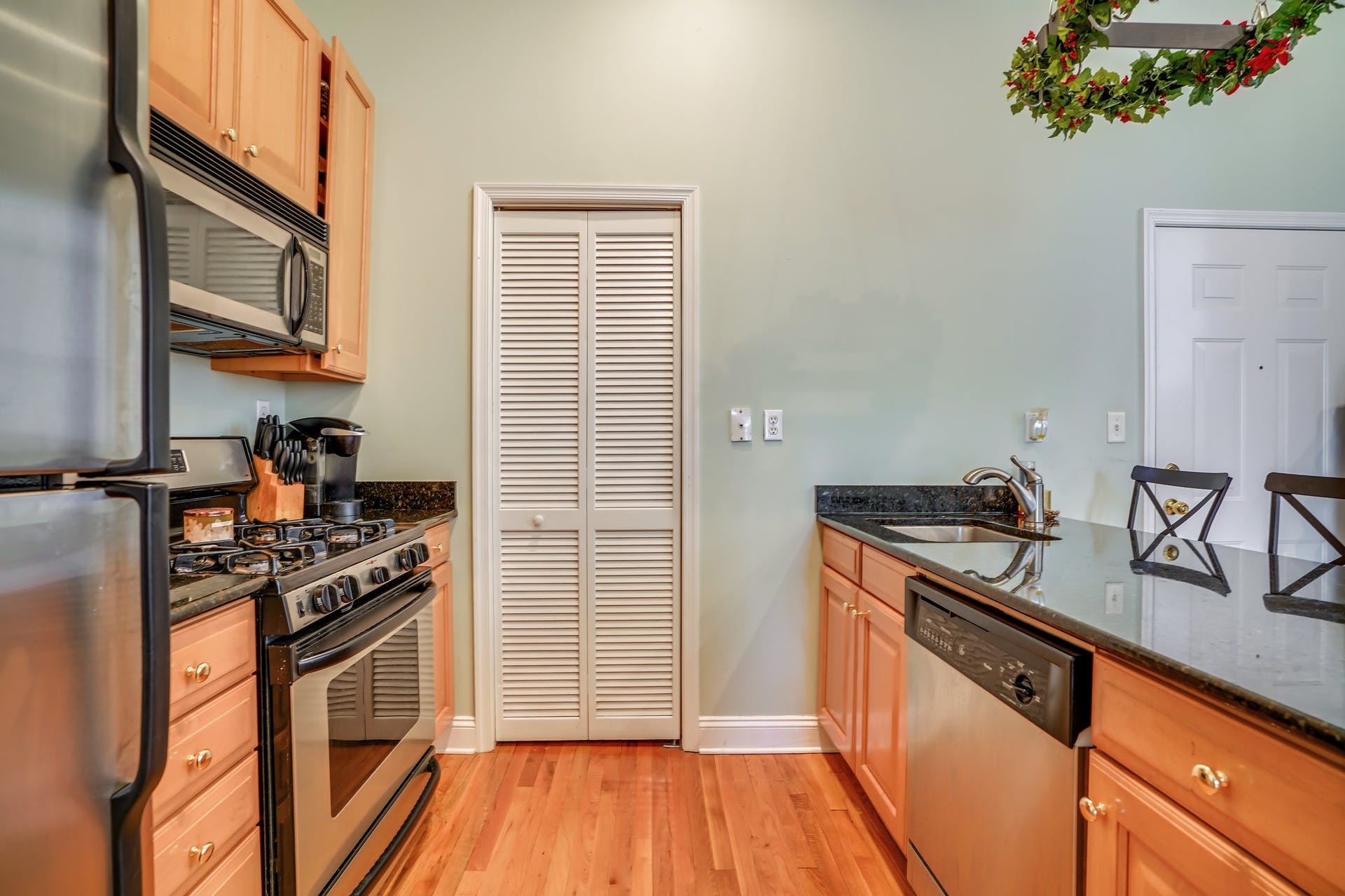 1023 Clinton Street, #4C