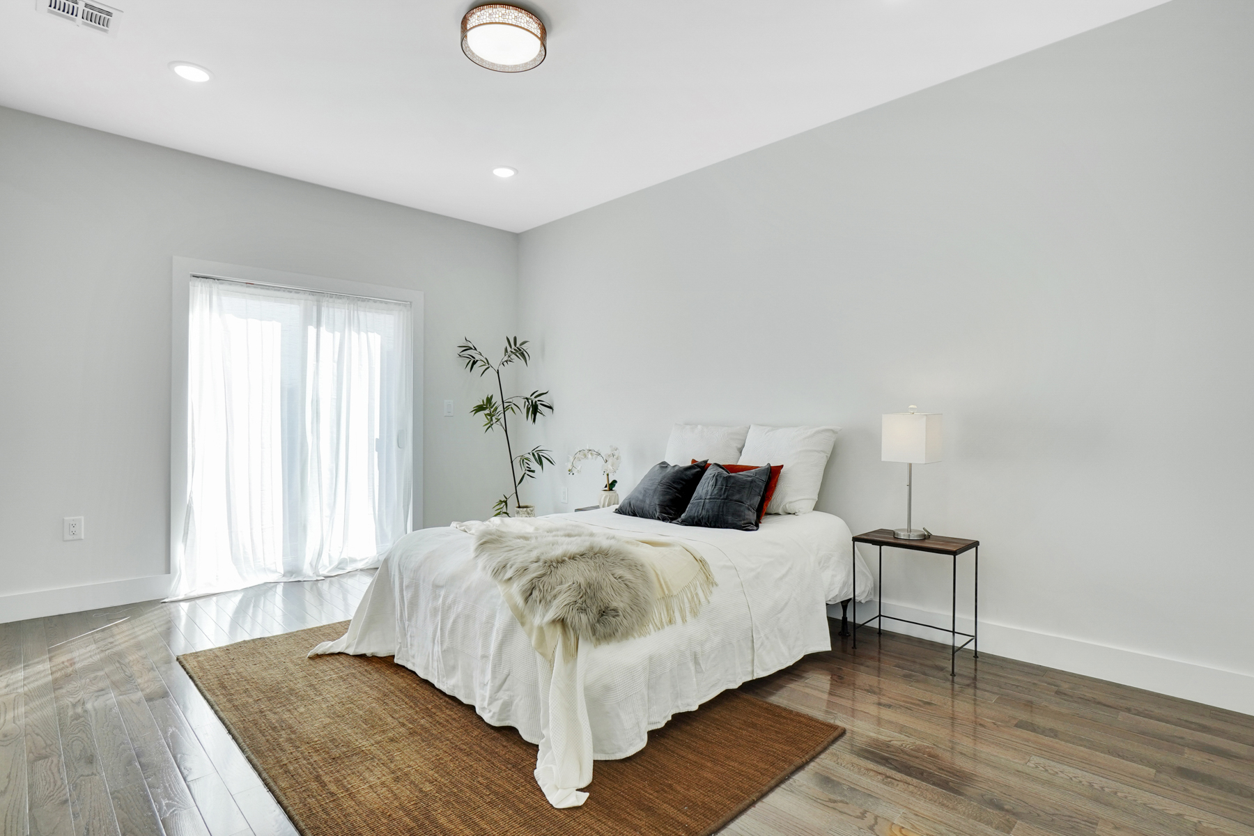 2-4 Holmes Avenue, #4