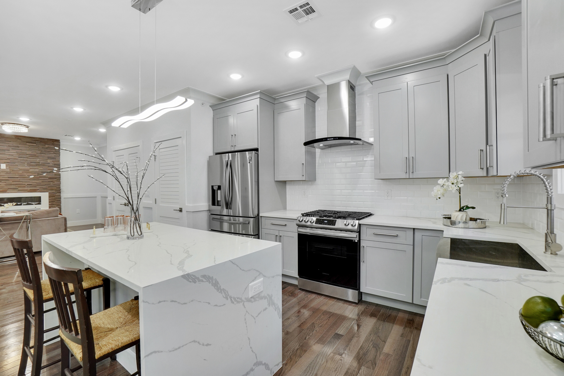 2-4 Holmes Avenue, #4