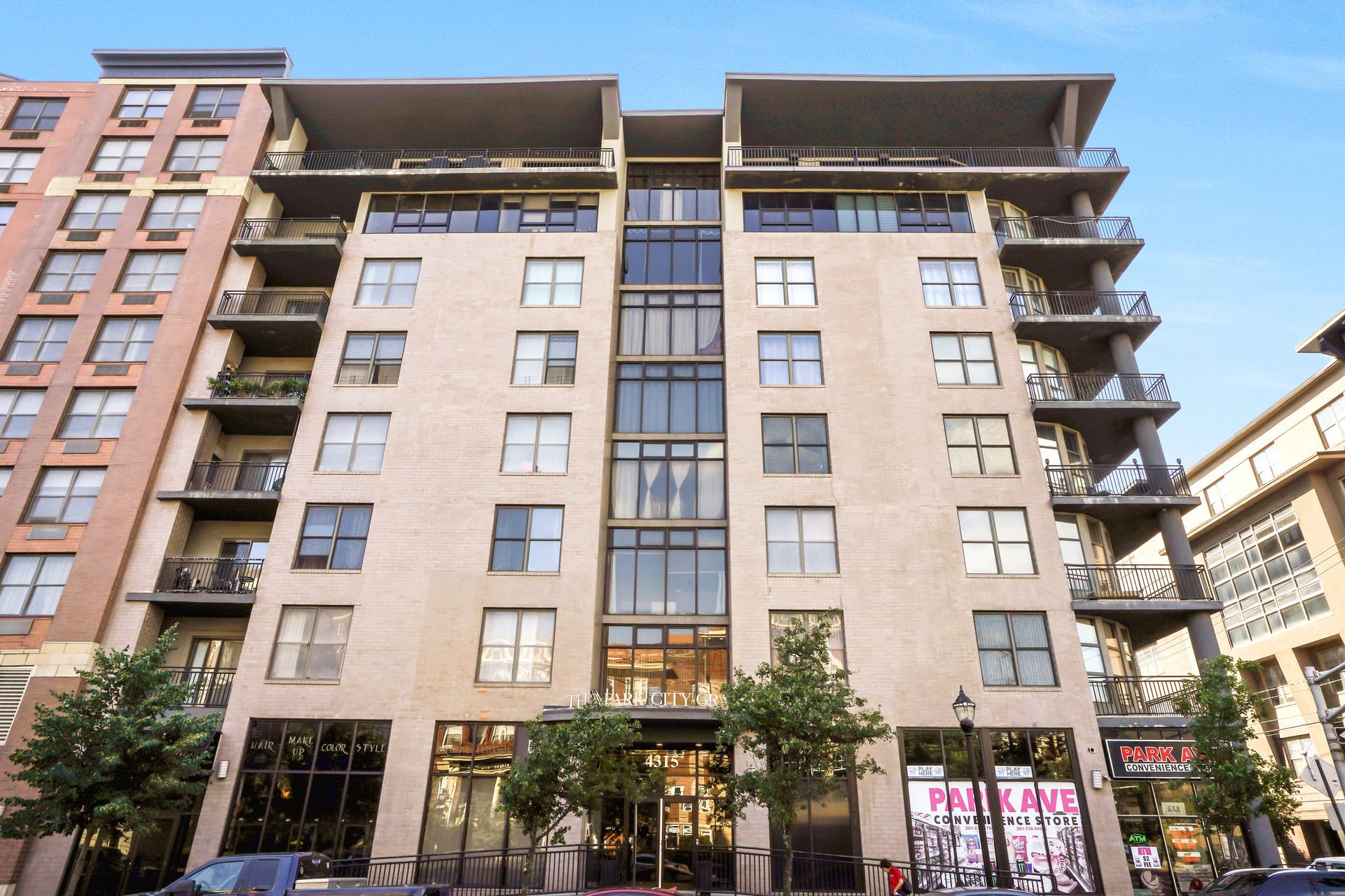 4315 Park Avenue, #4J