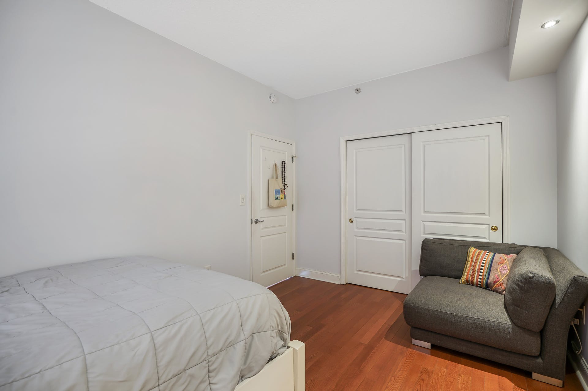 4315 Park Avenue, #4J
