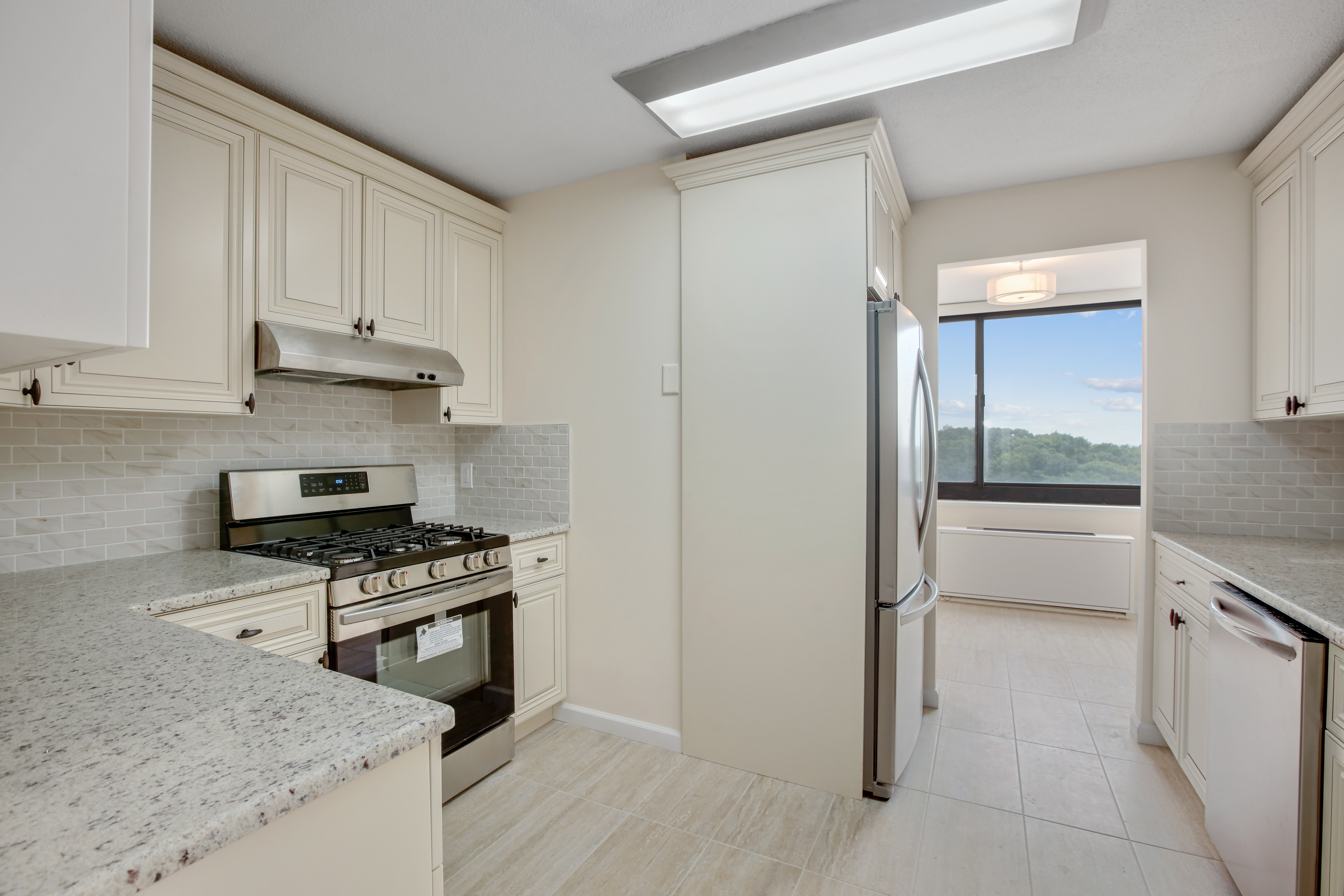 200 Old Palisade Road #1B River Ridge