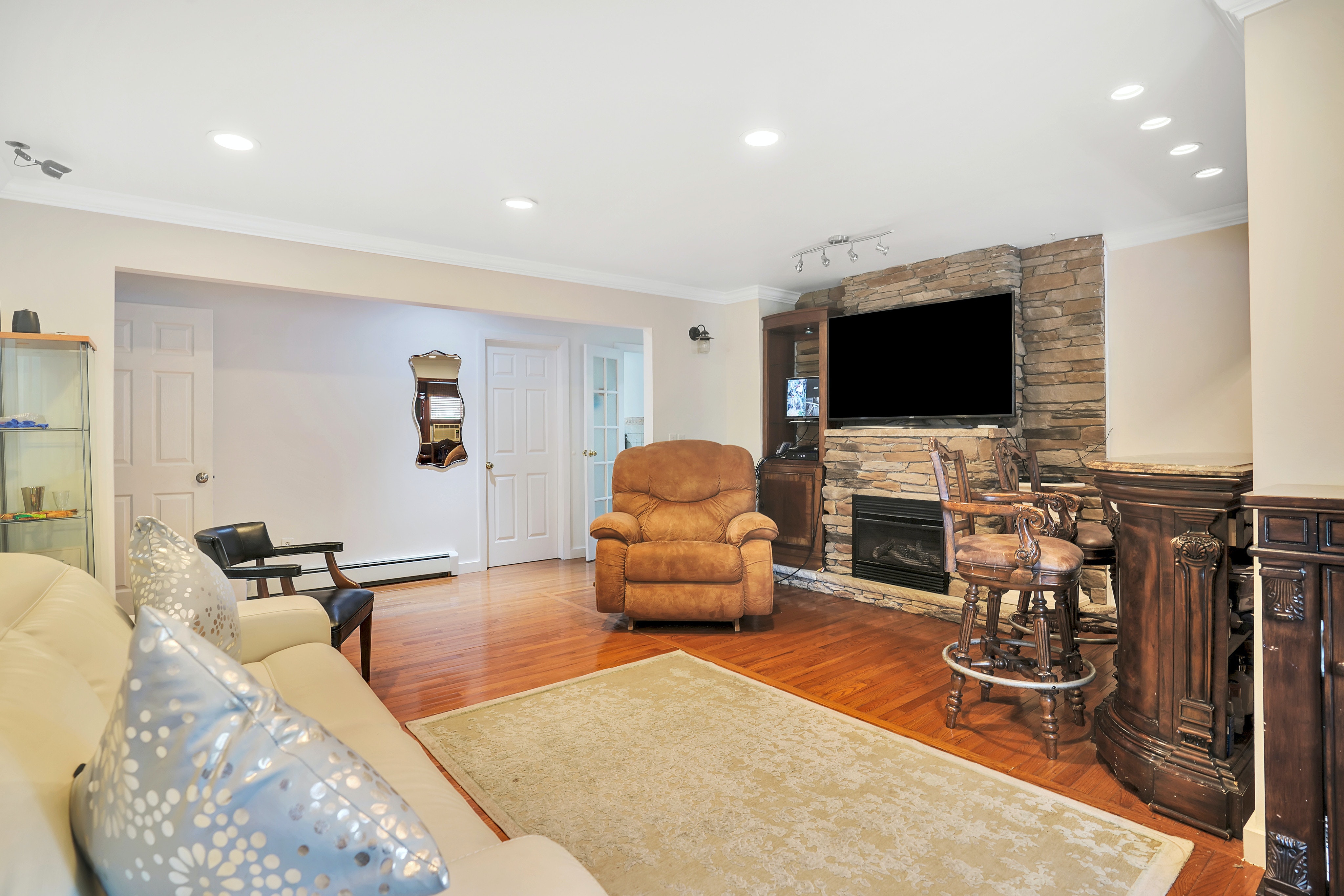 1457 48th Street
