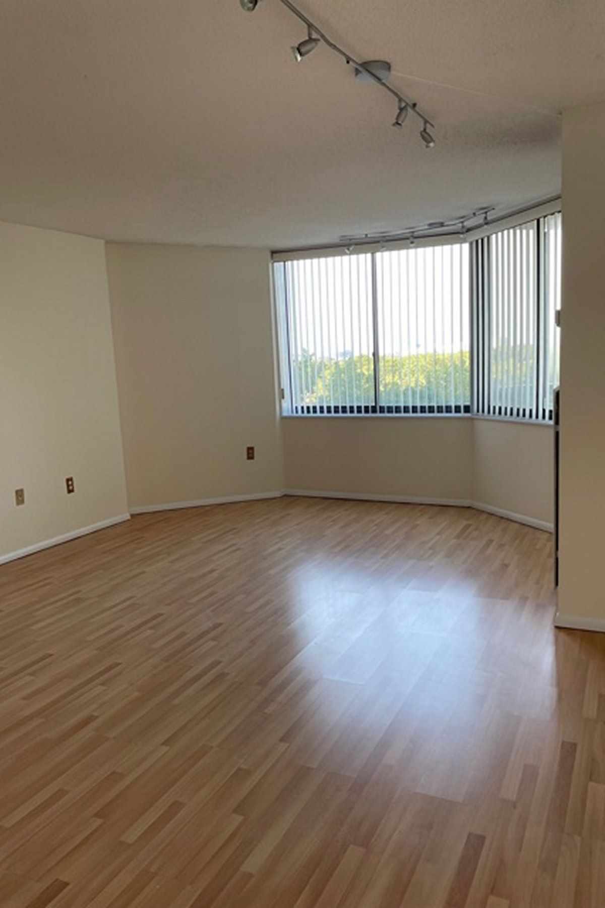 625 Harmon Cove Tower, #625