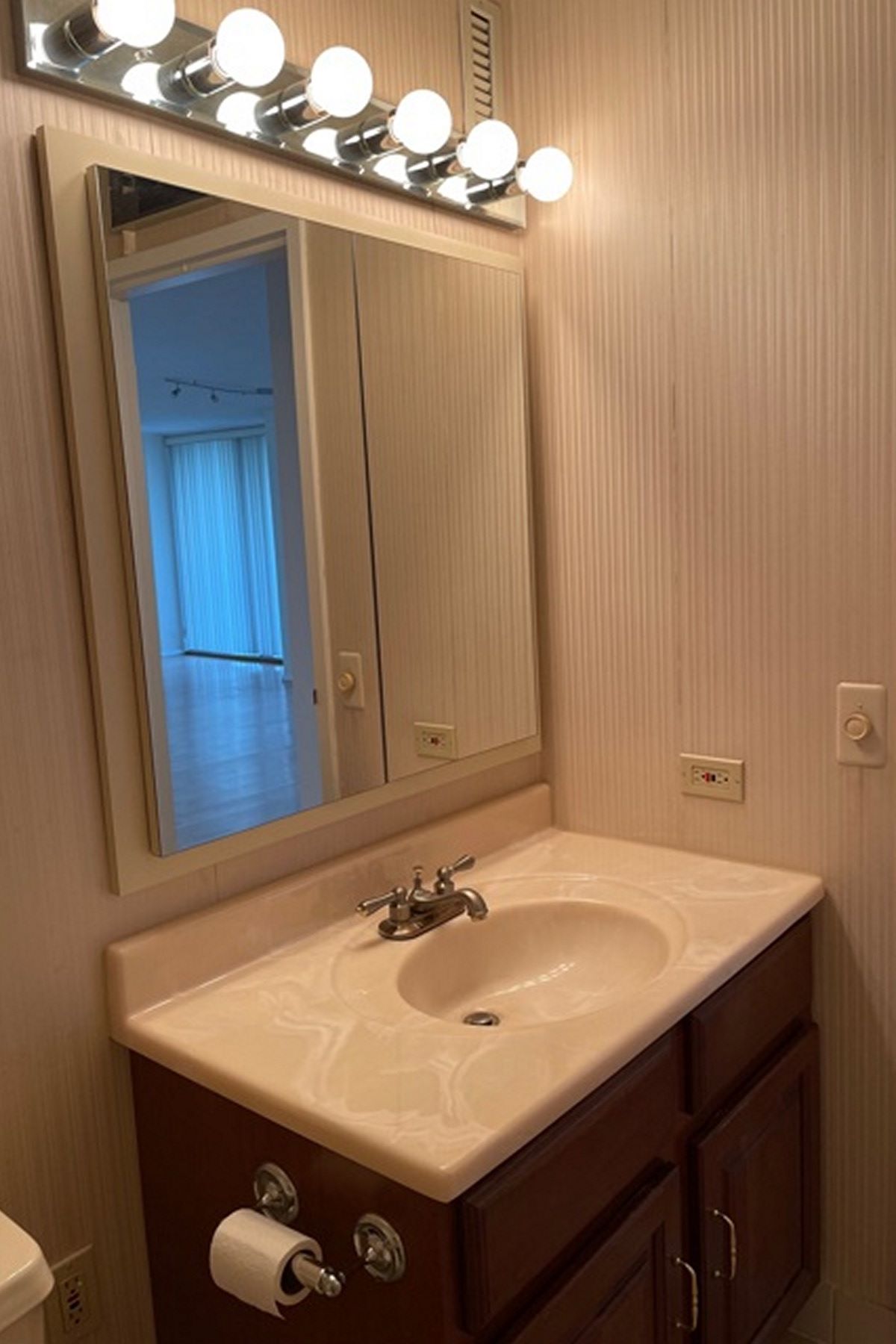 625 Harmon Cove Tower, #625