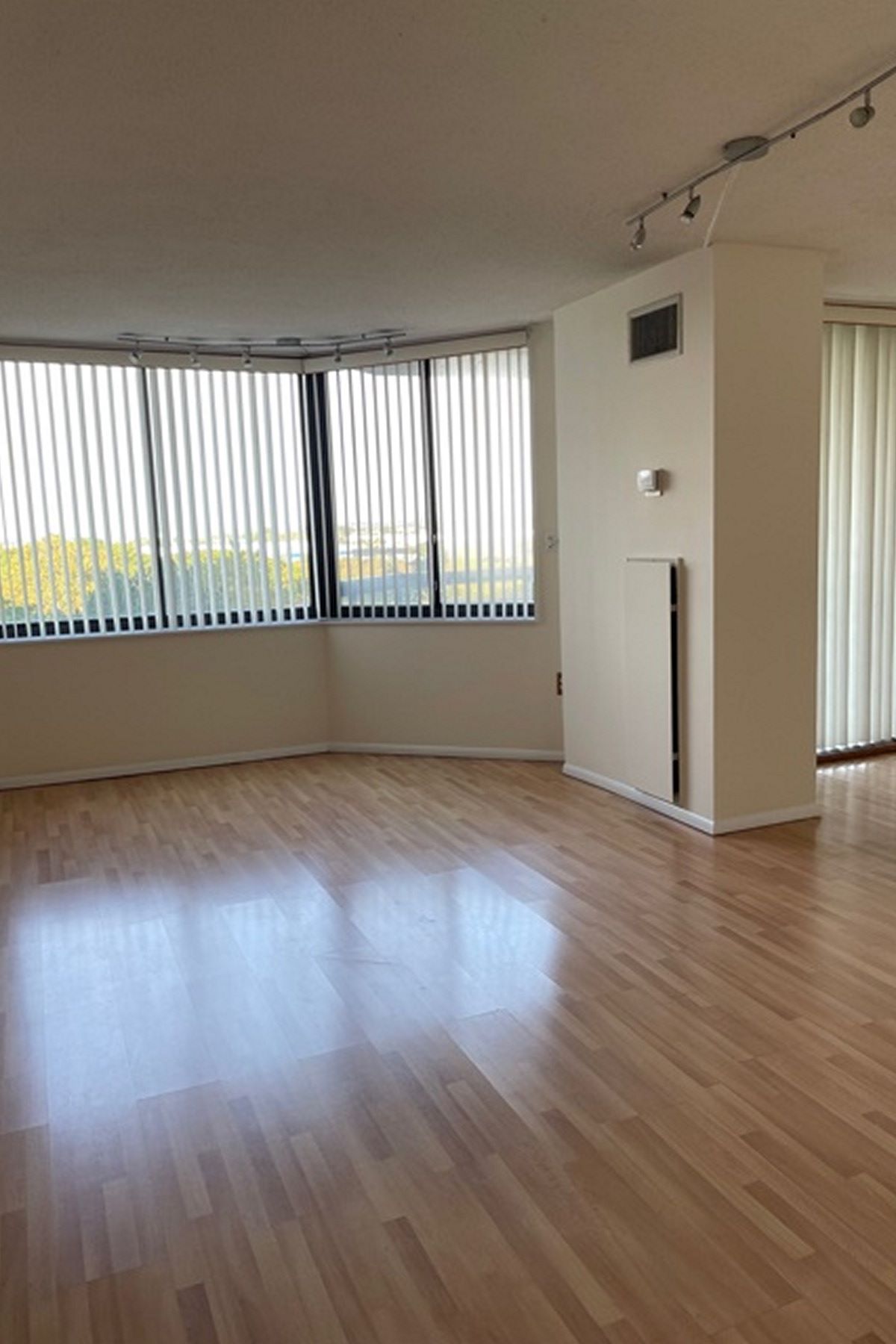 625 Harmon Cove Tower, #625