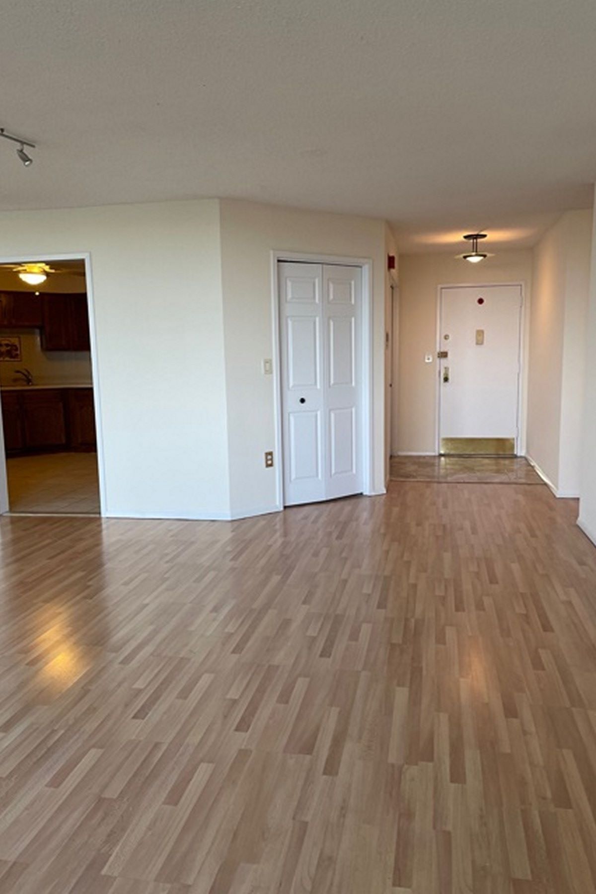 625 Harmon Cove Tower, #625