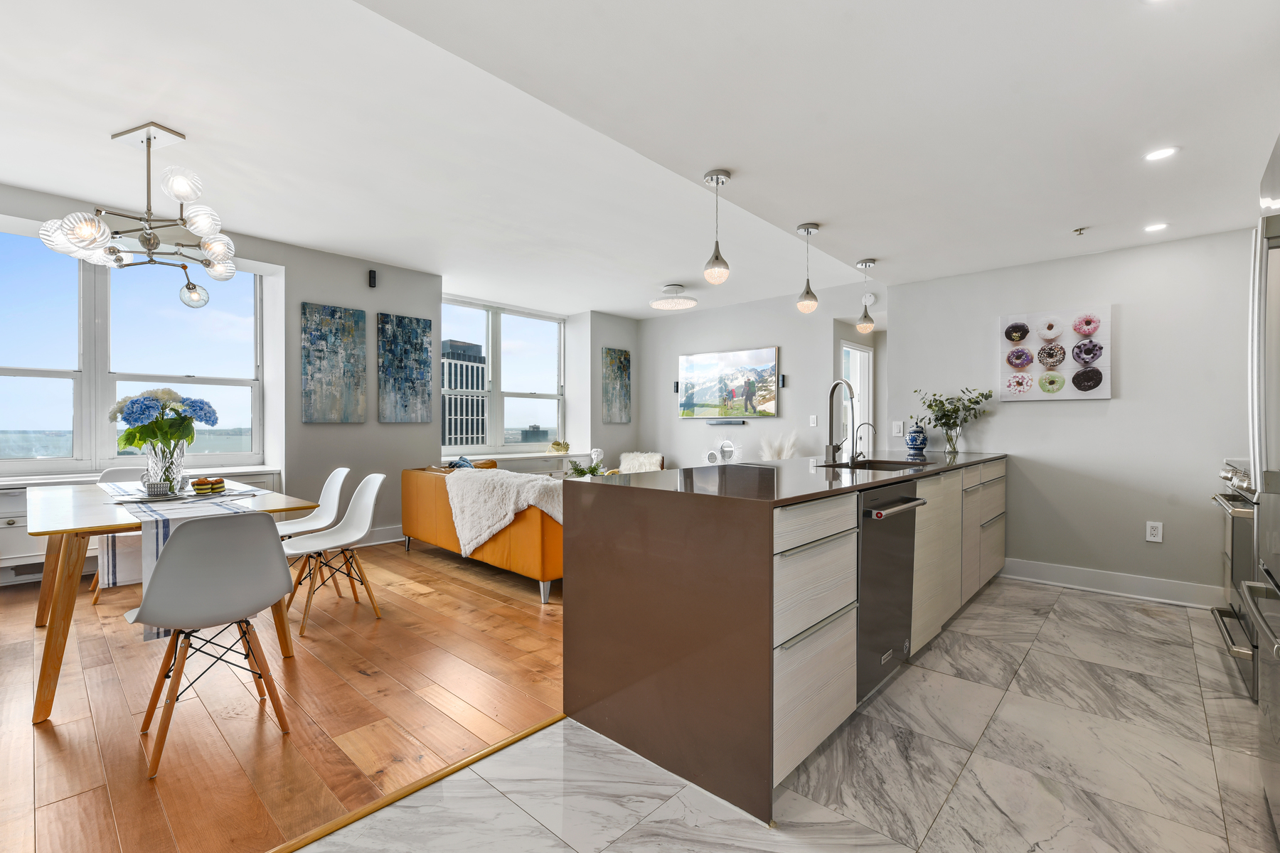 88 Morgan Street, #PH4-07