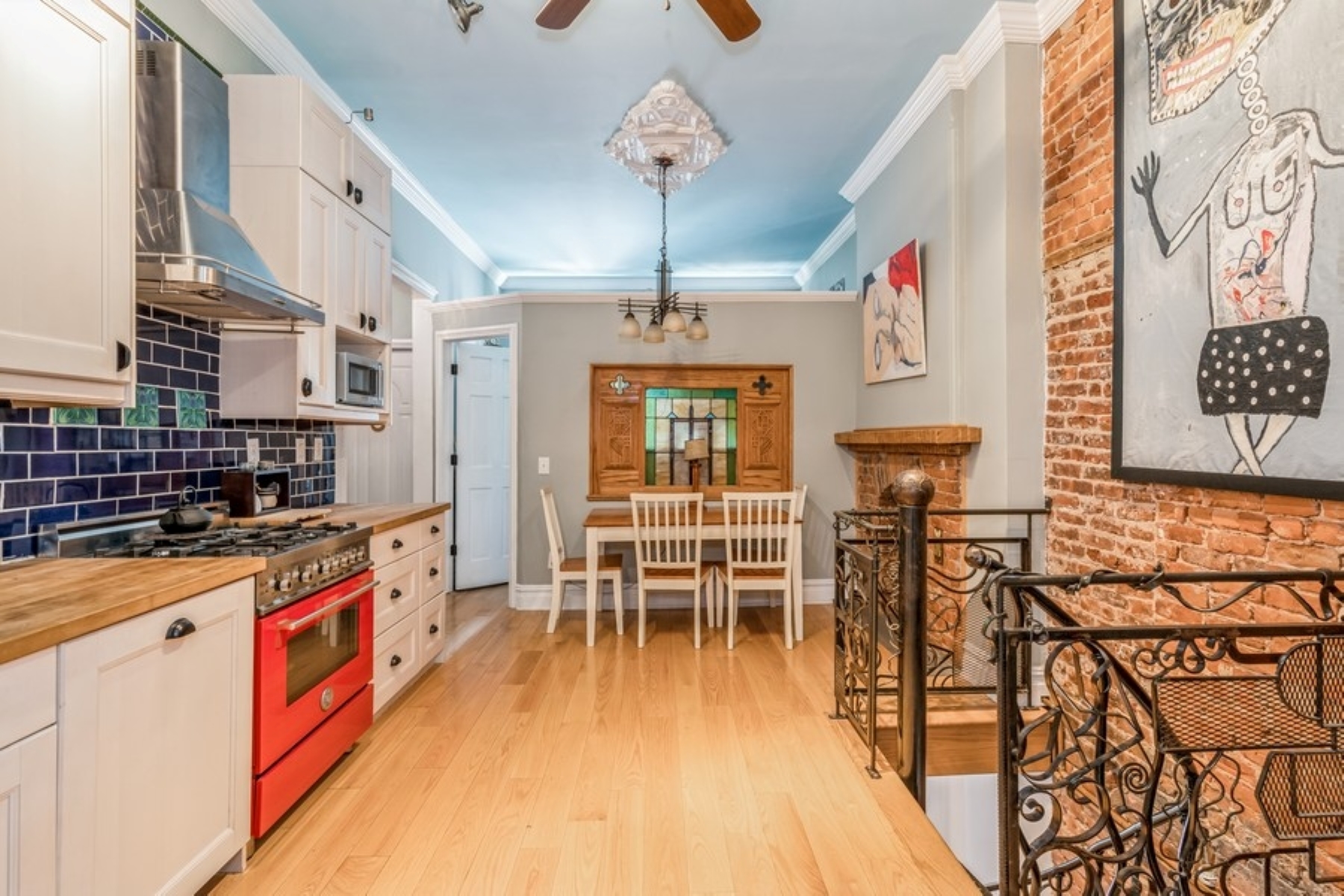 814 Grand Street
