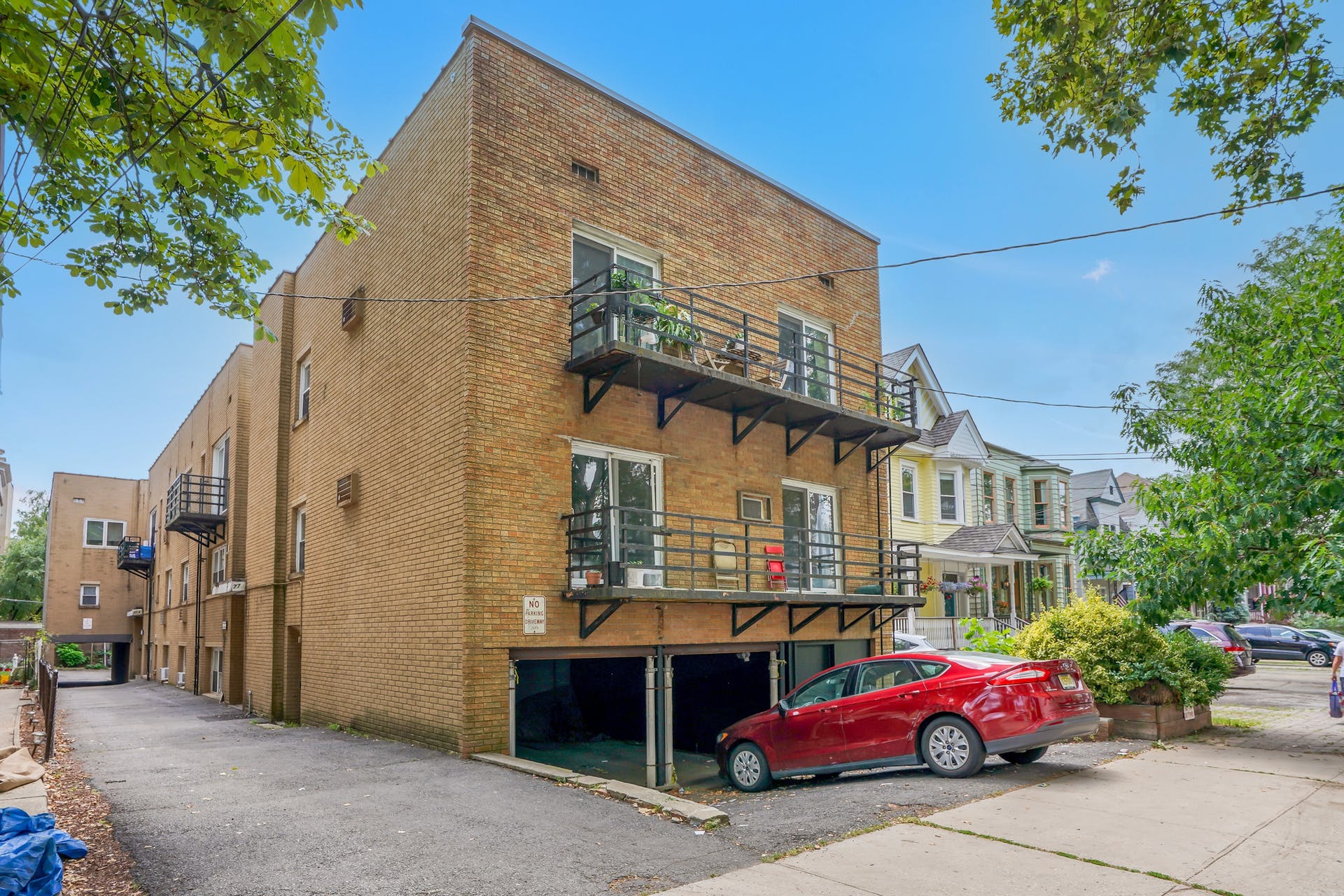 77 Sherman Place
