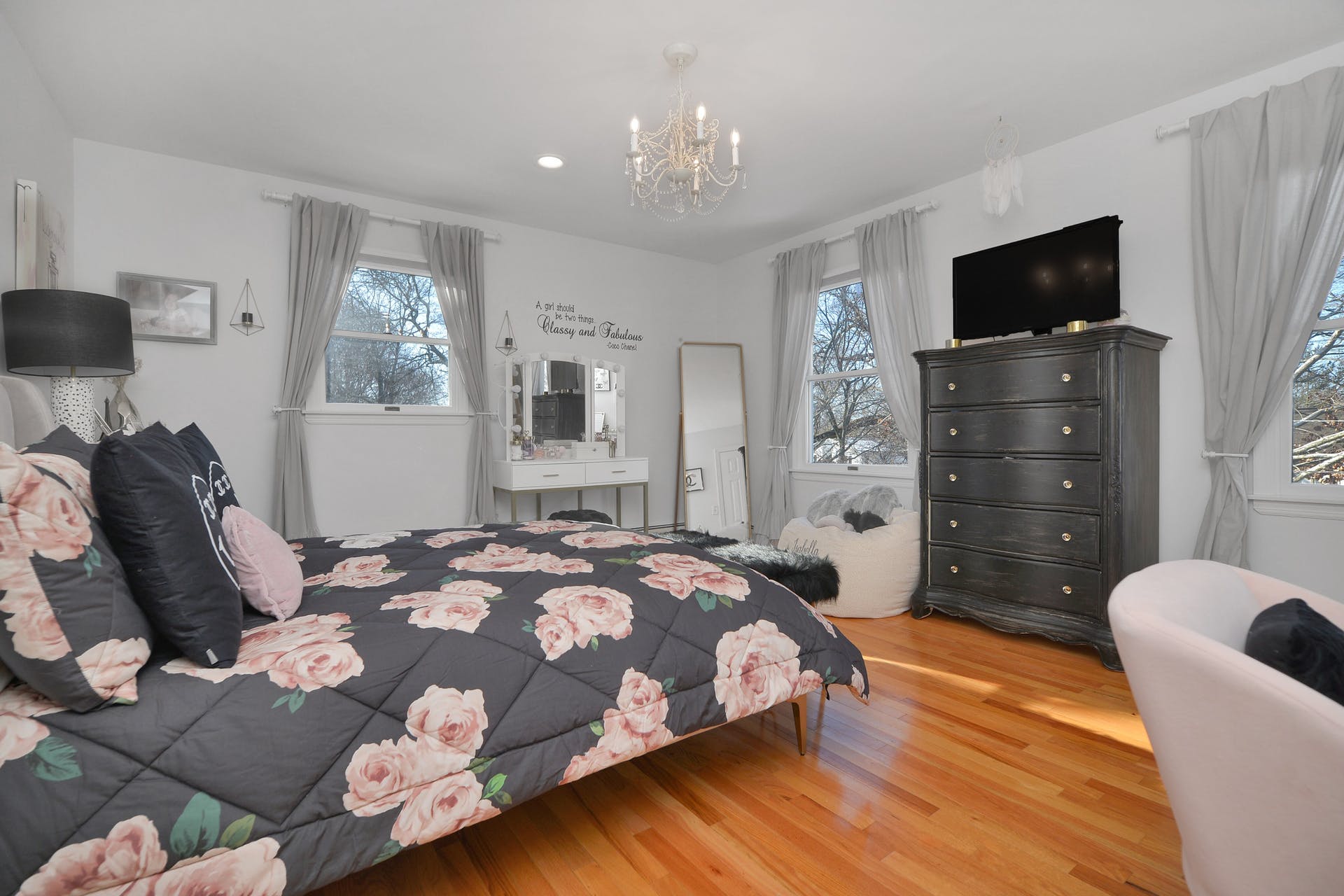 310 Lockwood Dr