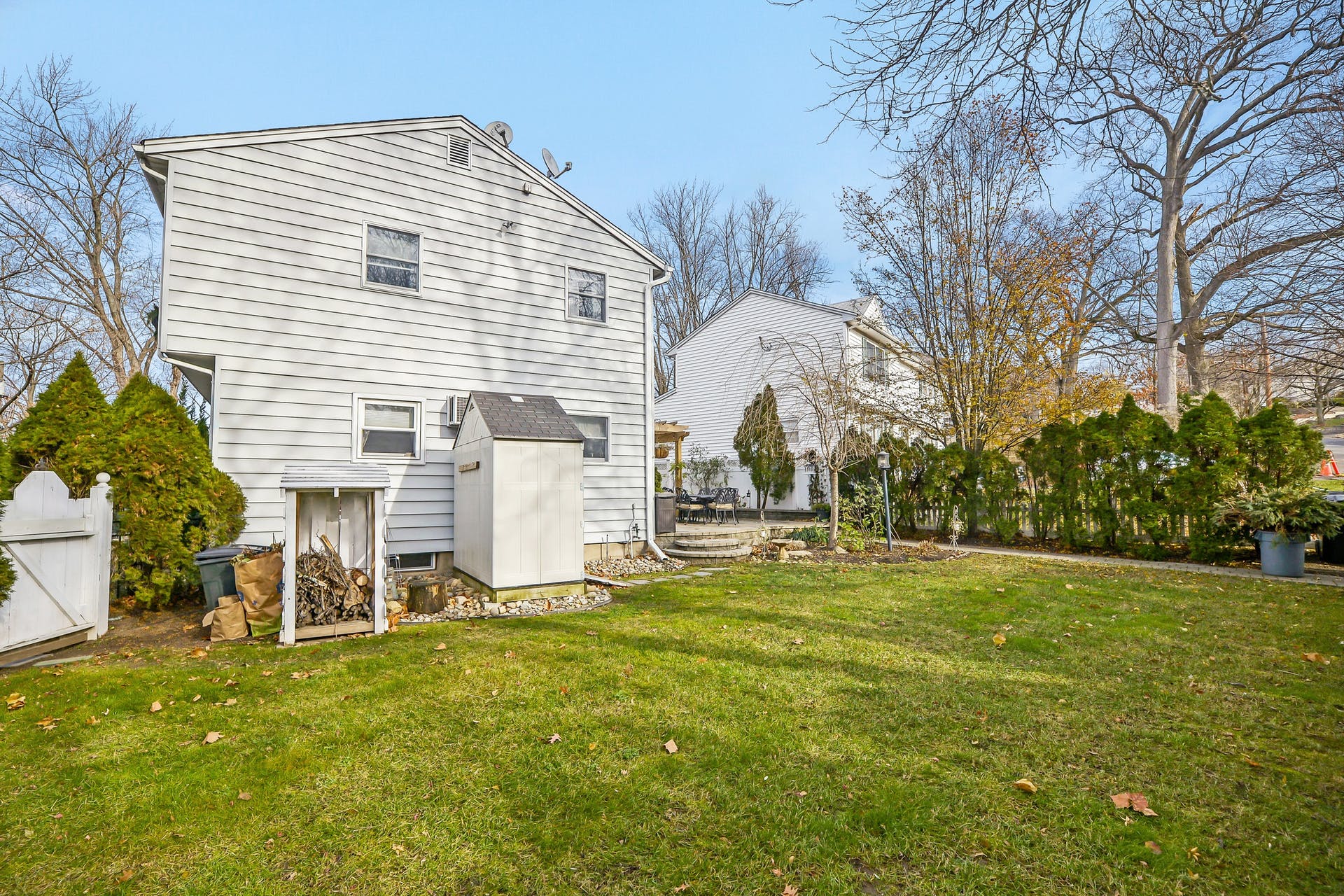310 Lockwood Dr