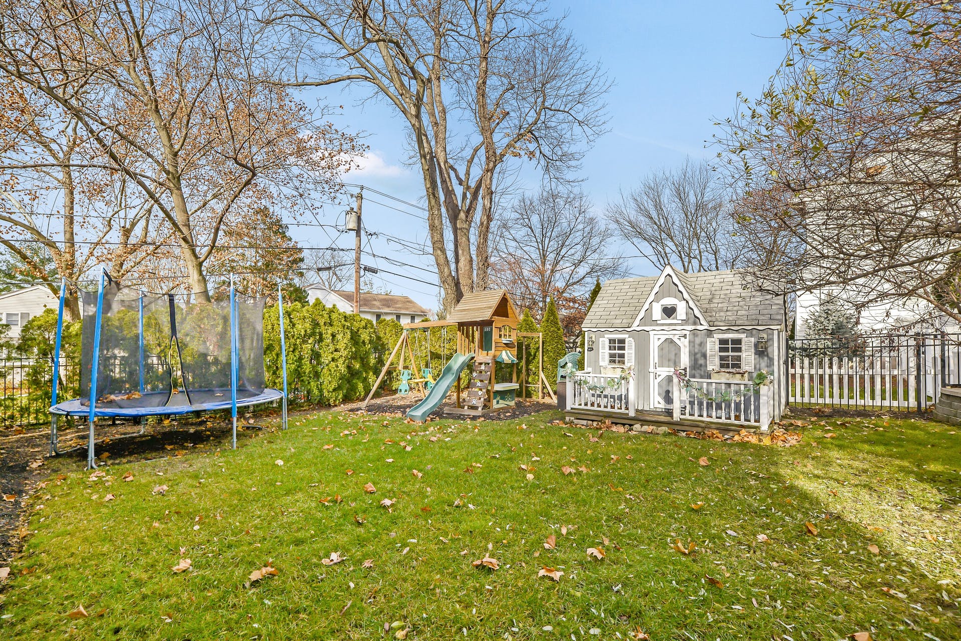 310 Lockwood Dr