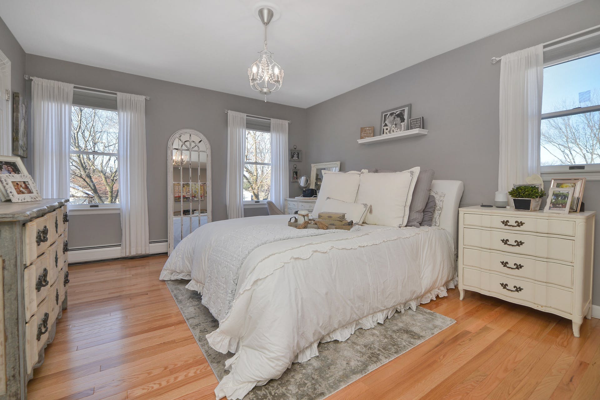 310 Lockwood Dr