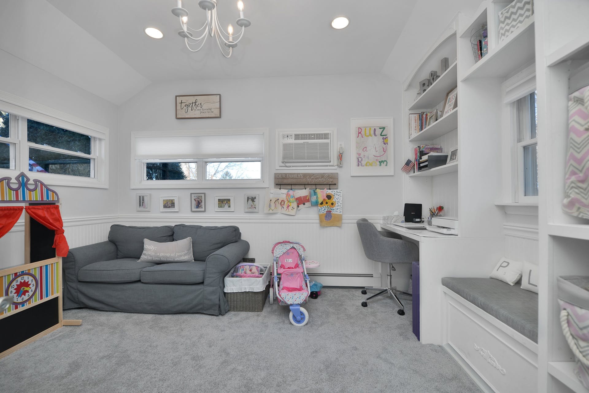 310 Lockwood Dr