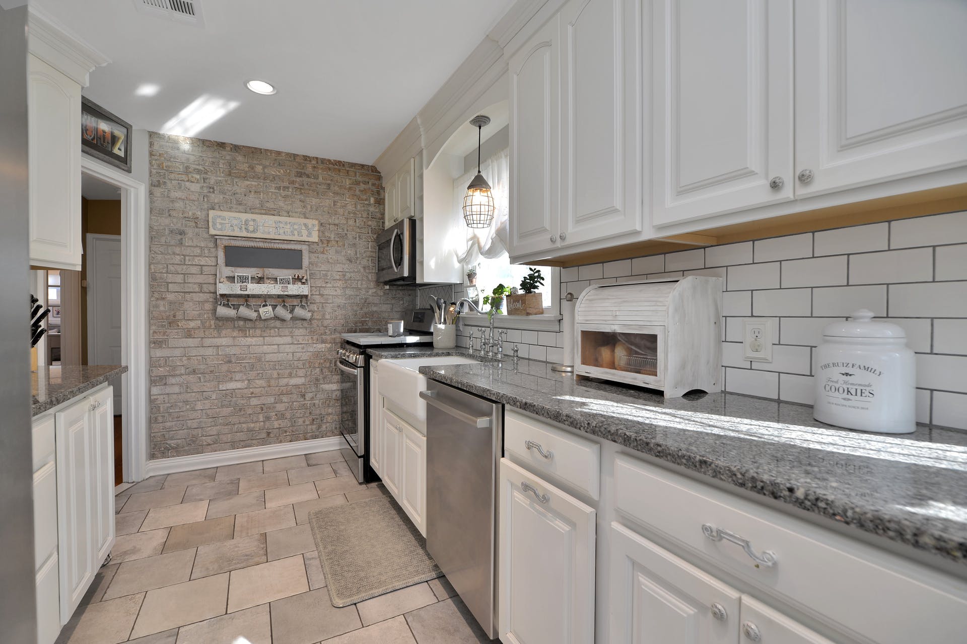 310 Lockwood Dr
