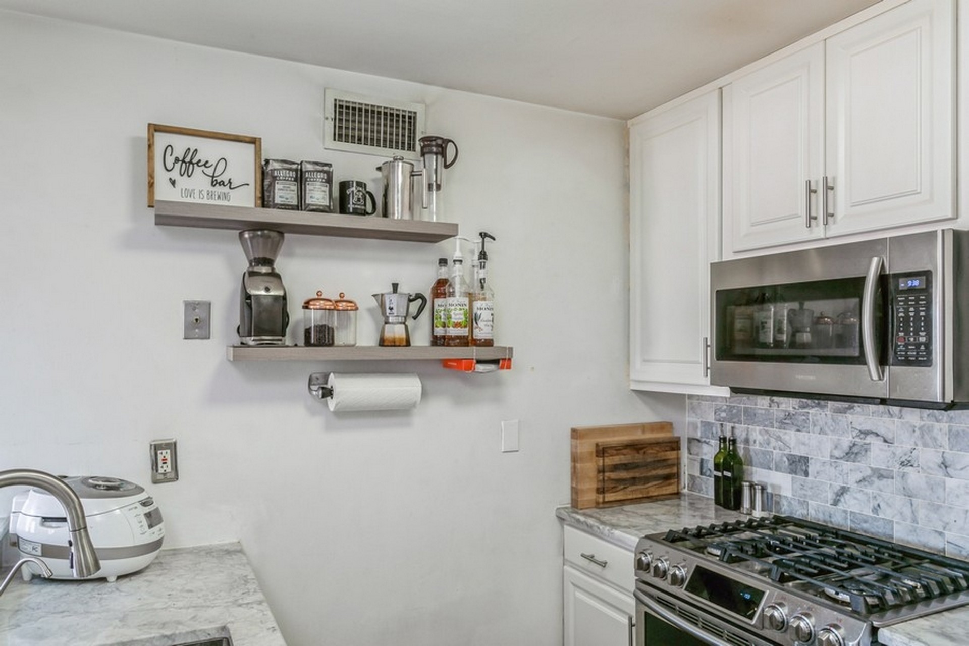 27 Regency Cir