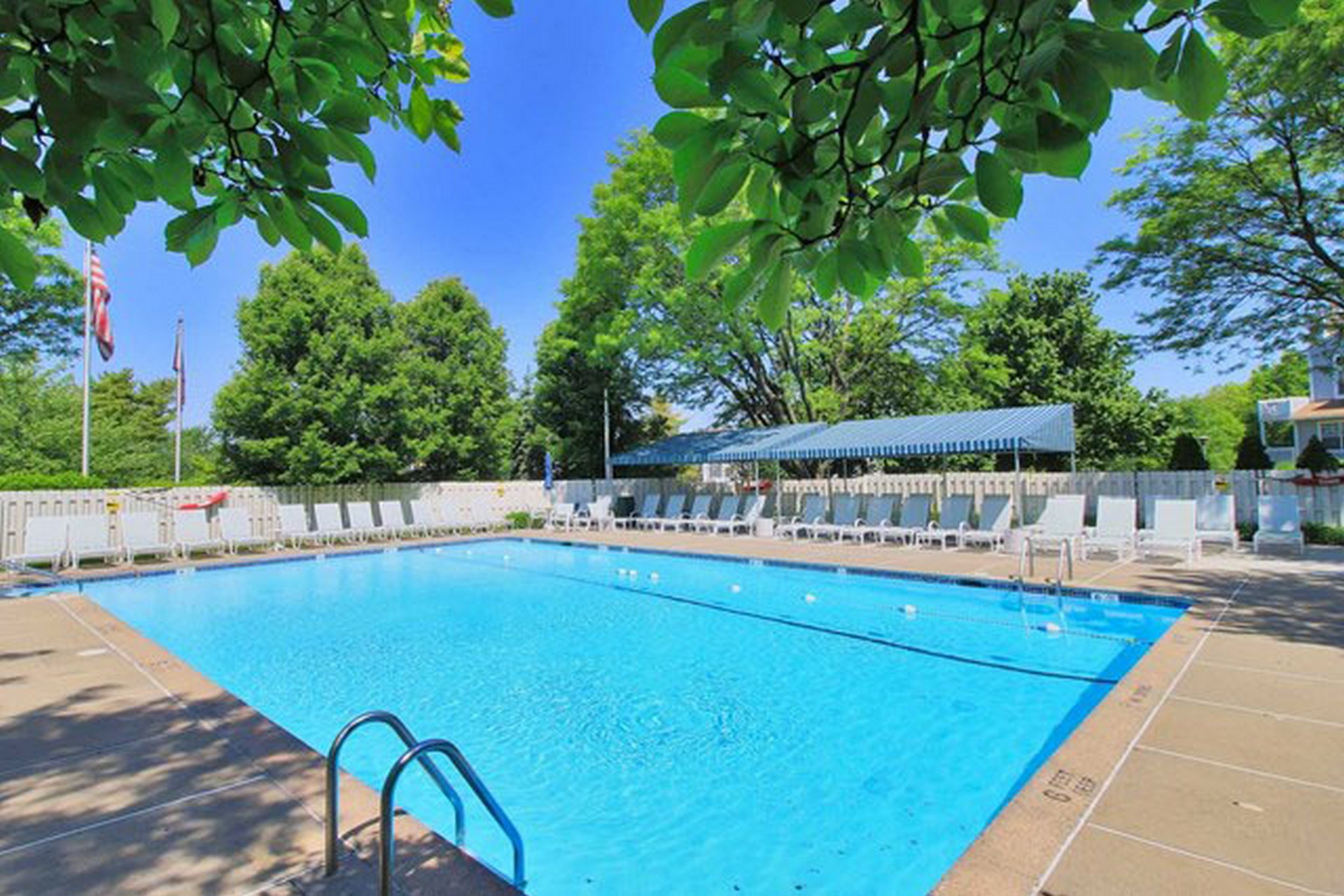 27 Regency Cir