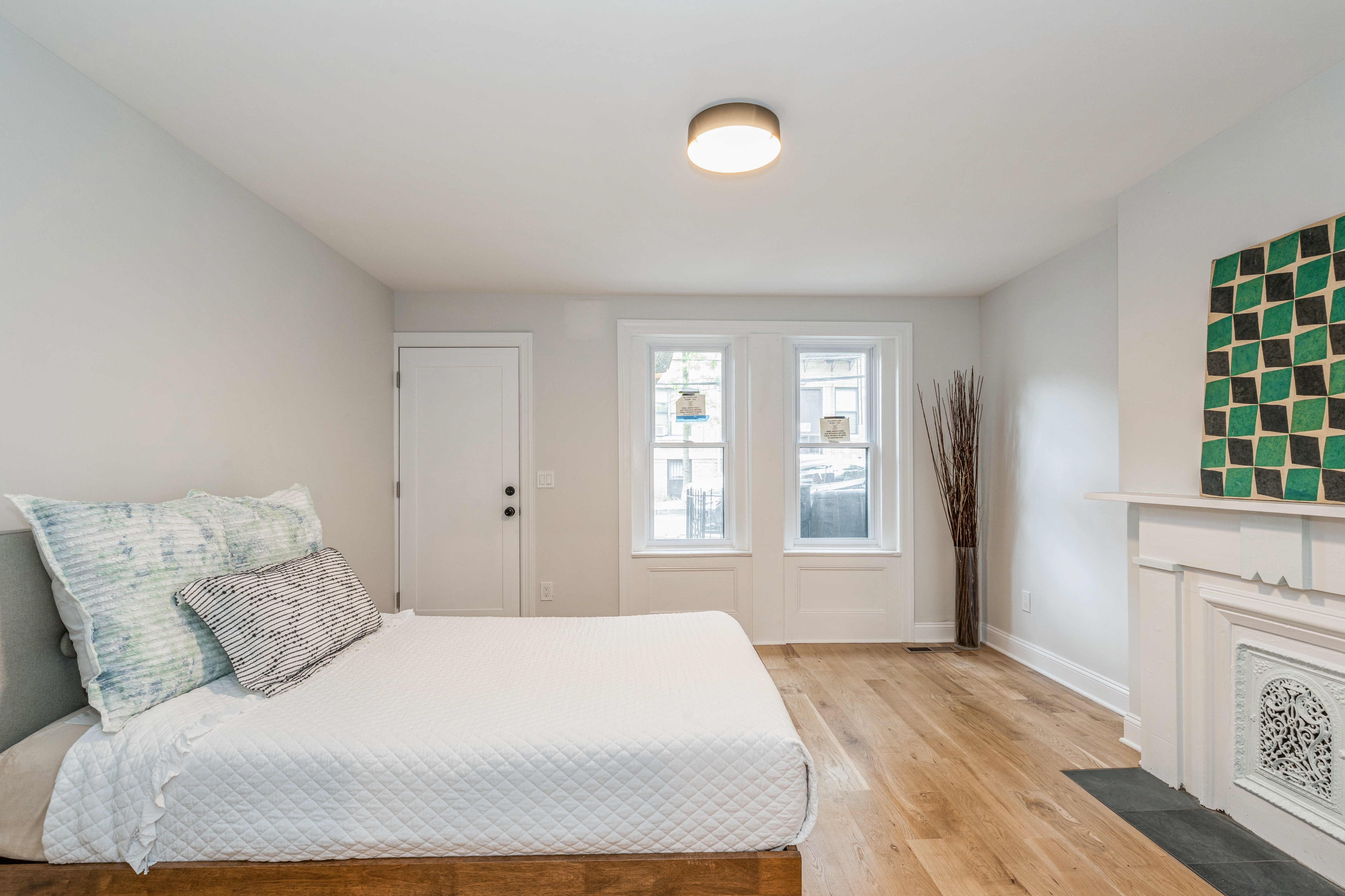 25 Crescent Avenue