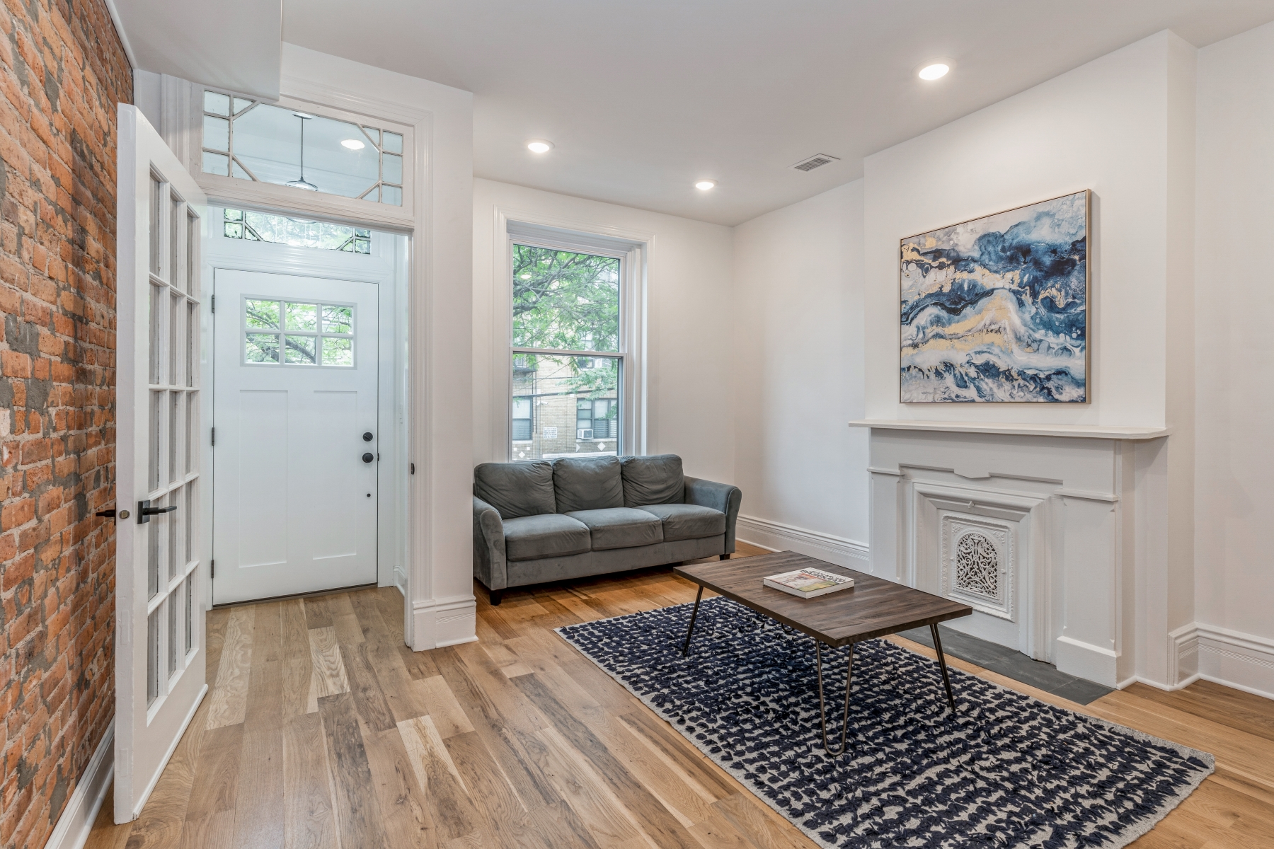 25 Crescent Avenue