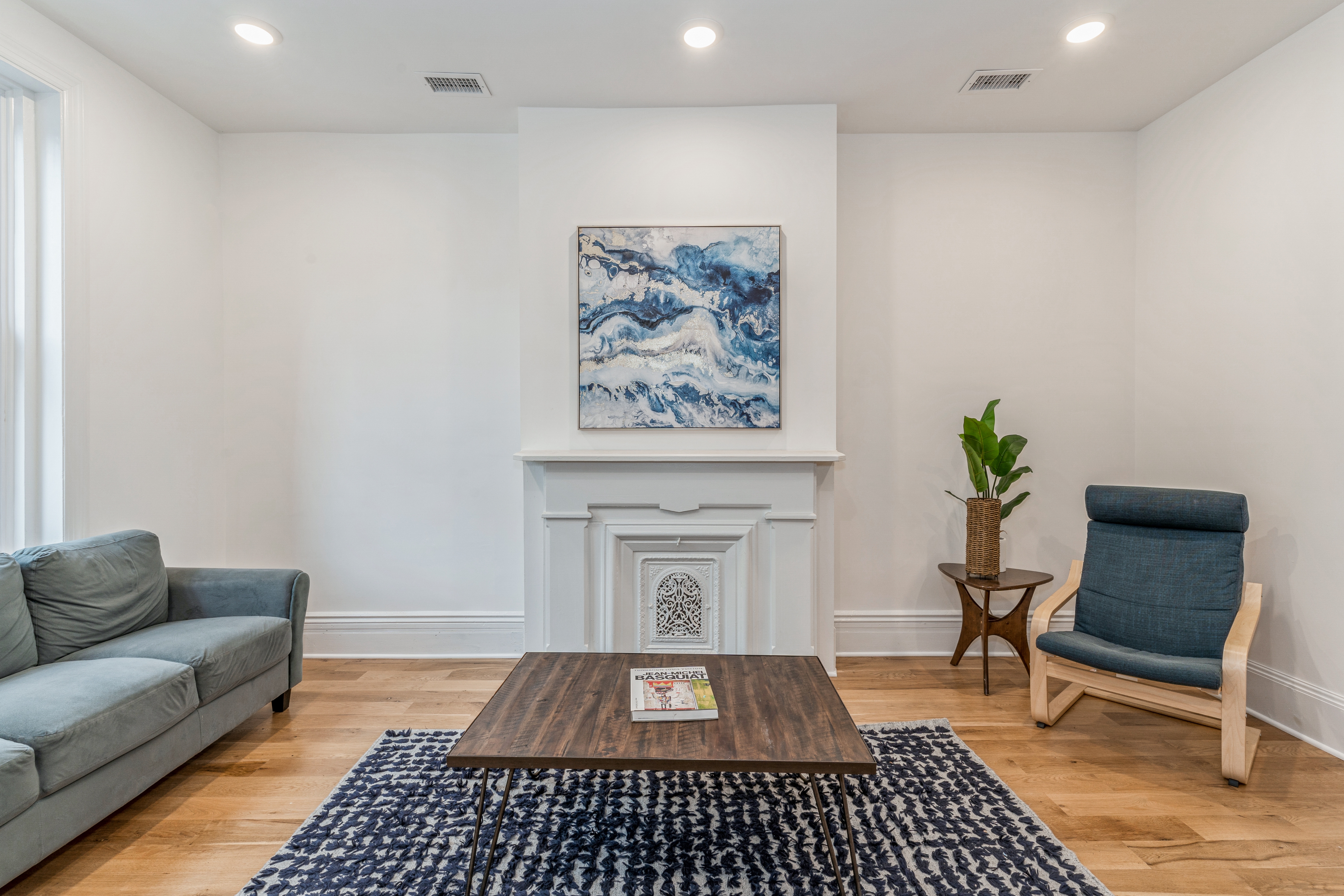 25 Crescent Avenue