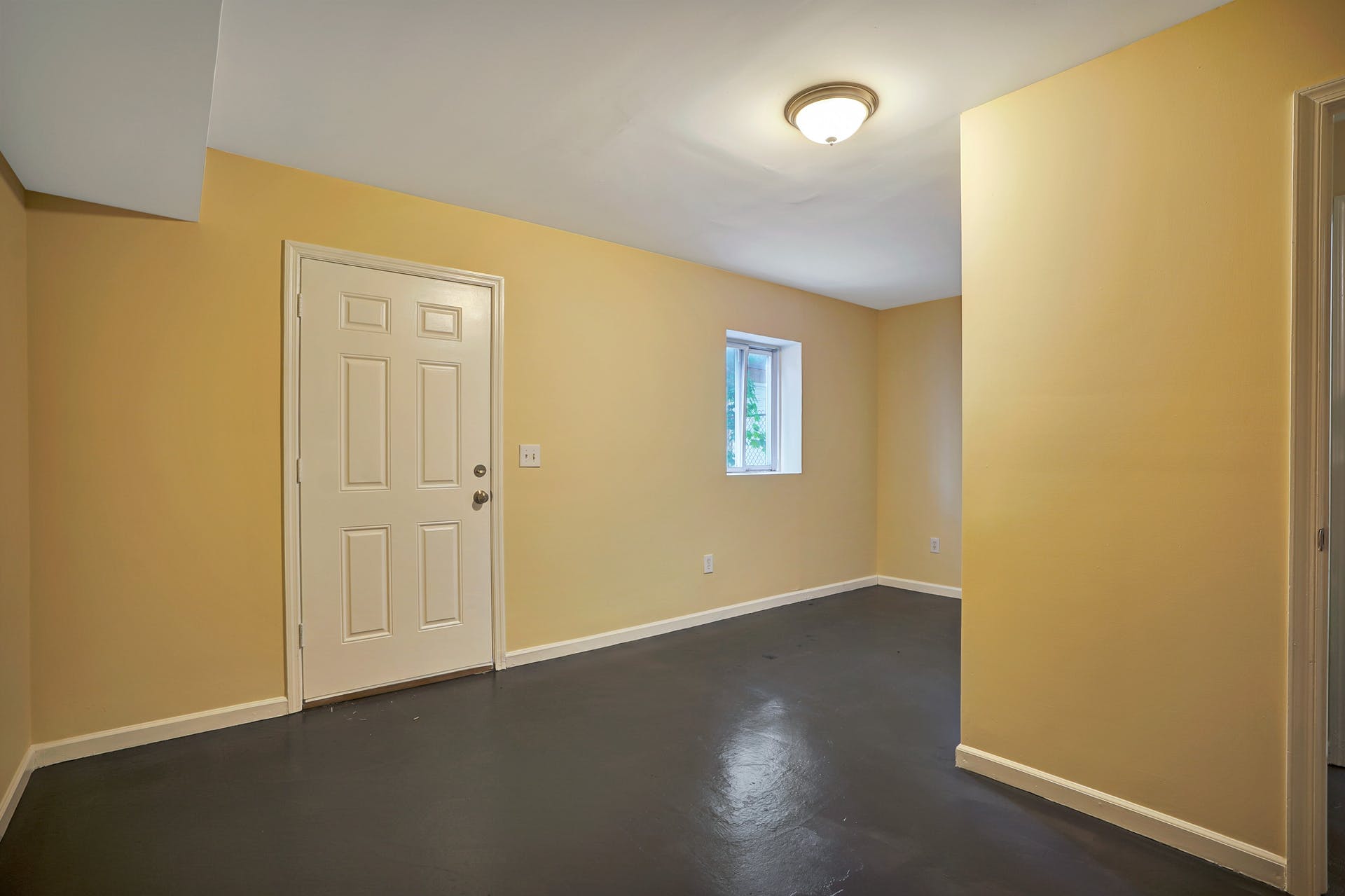 47 Gardner Avenue